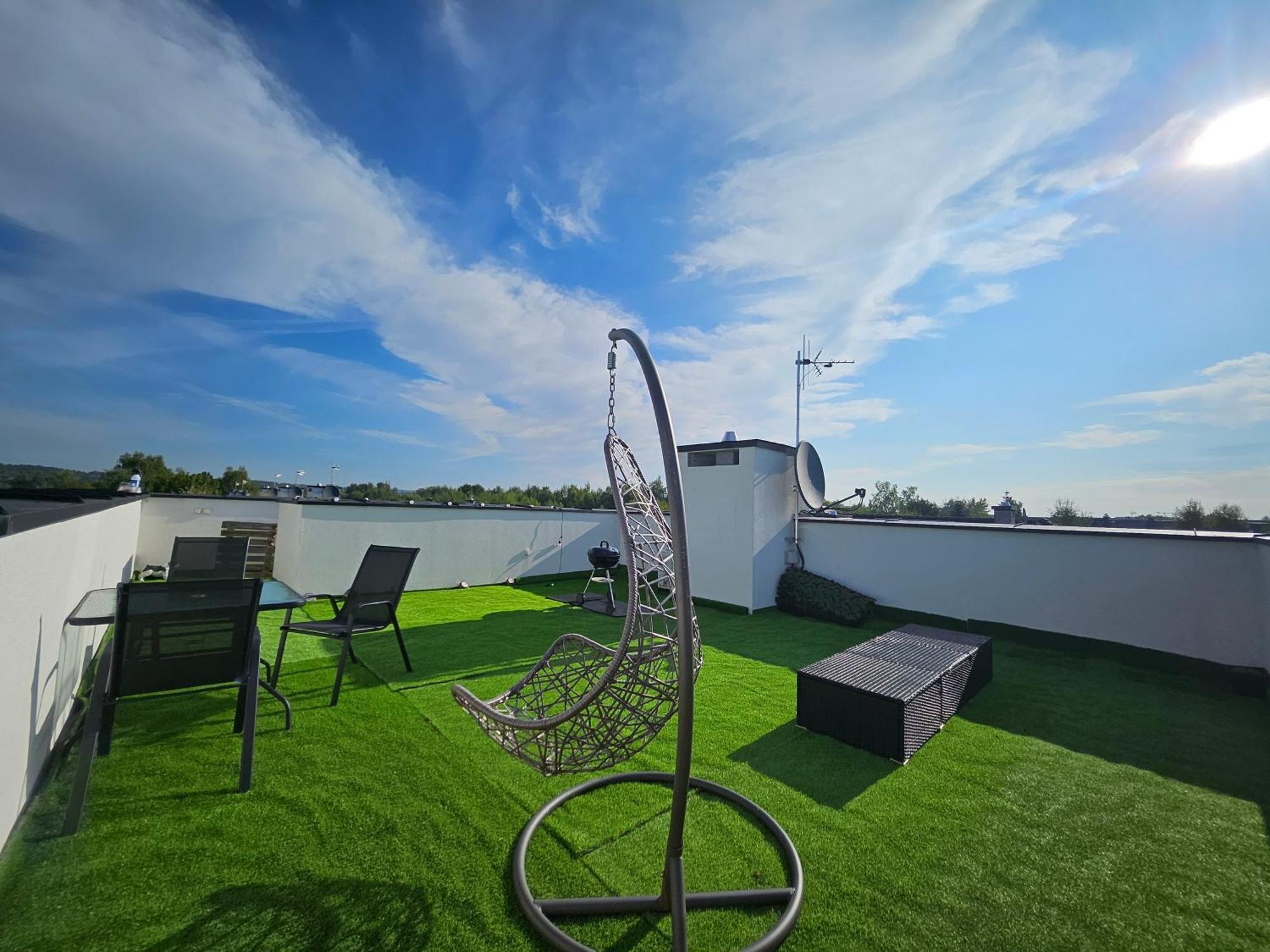 Luksusowy 60 M Z Jacuzzi Oraz Z Ogrodkiem Na Dachu Na Wylacznosc ! *