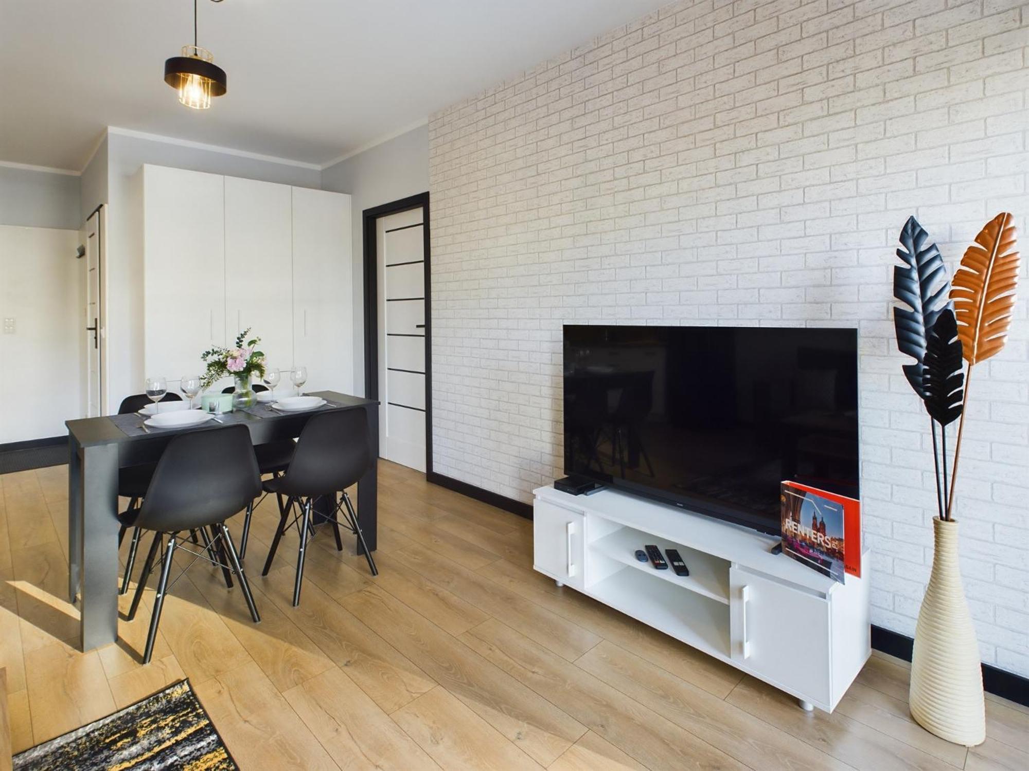 Exceptional With Parking By Renters Cracóvia