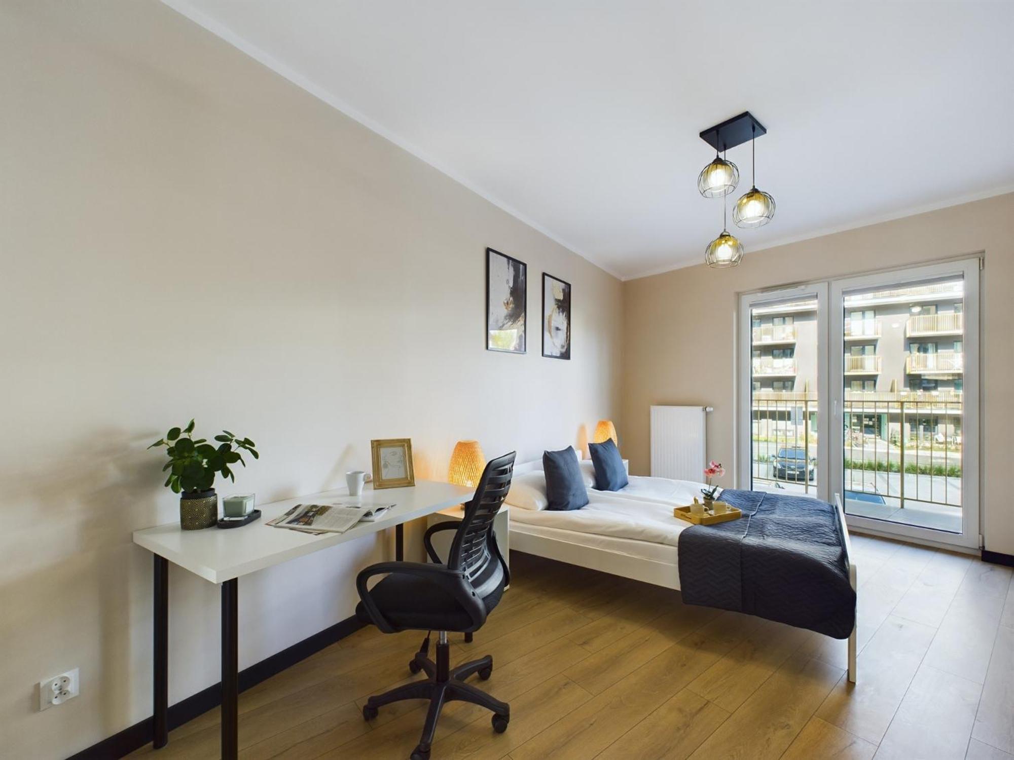 Exceptional With Parking By Renters