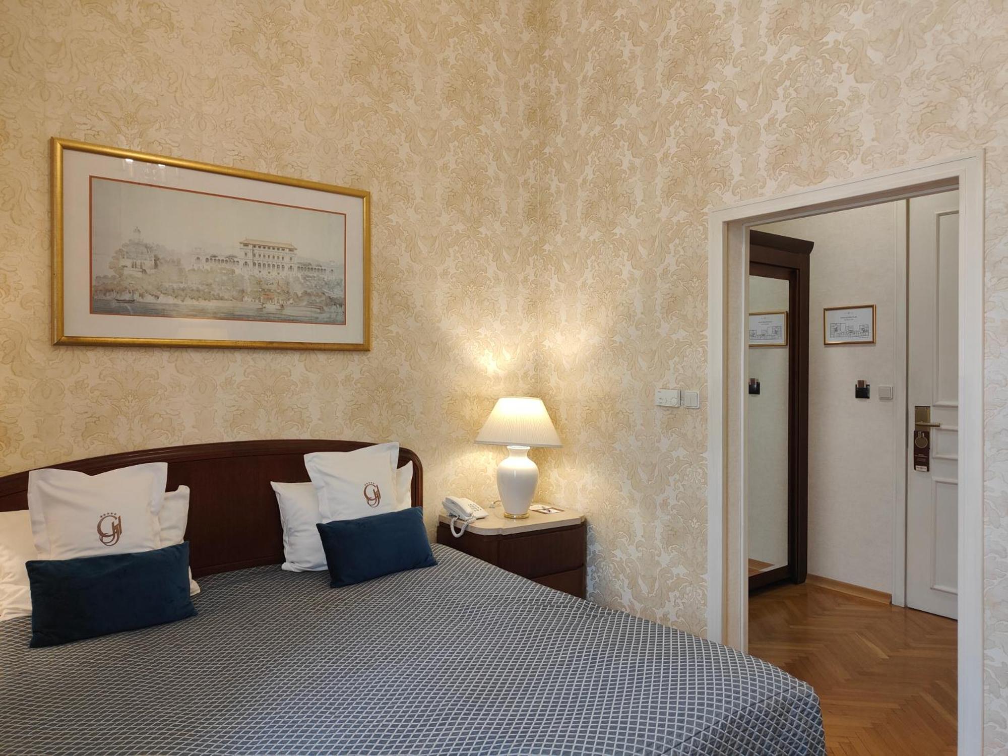 Hotel Grand 5*