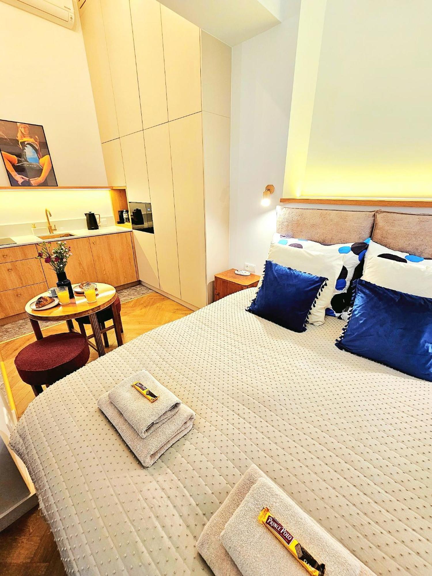 Vintage Chic - Kazimierz Old Town Apartment