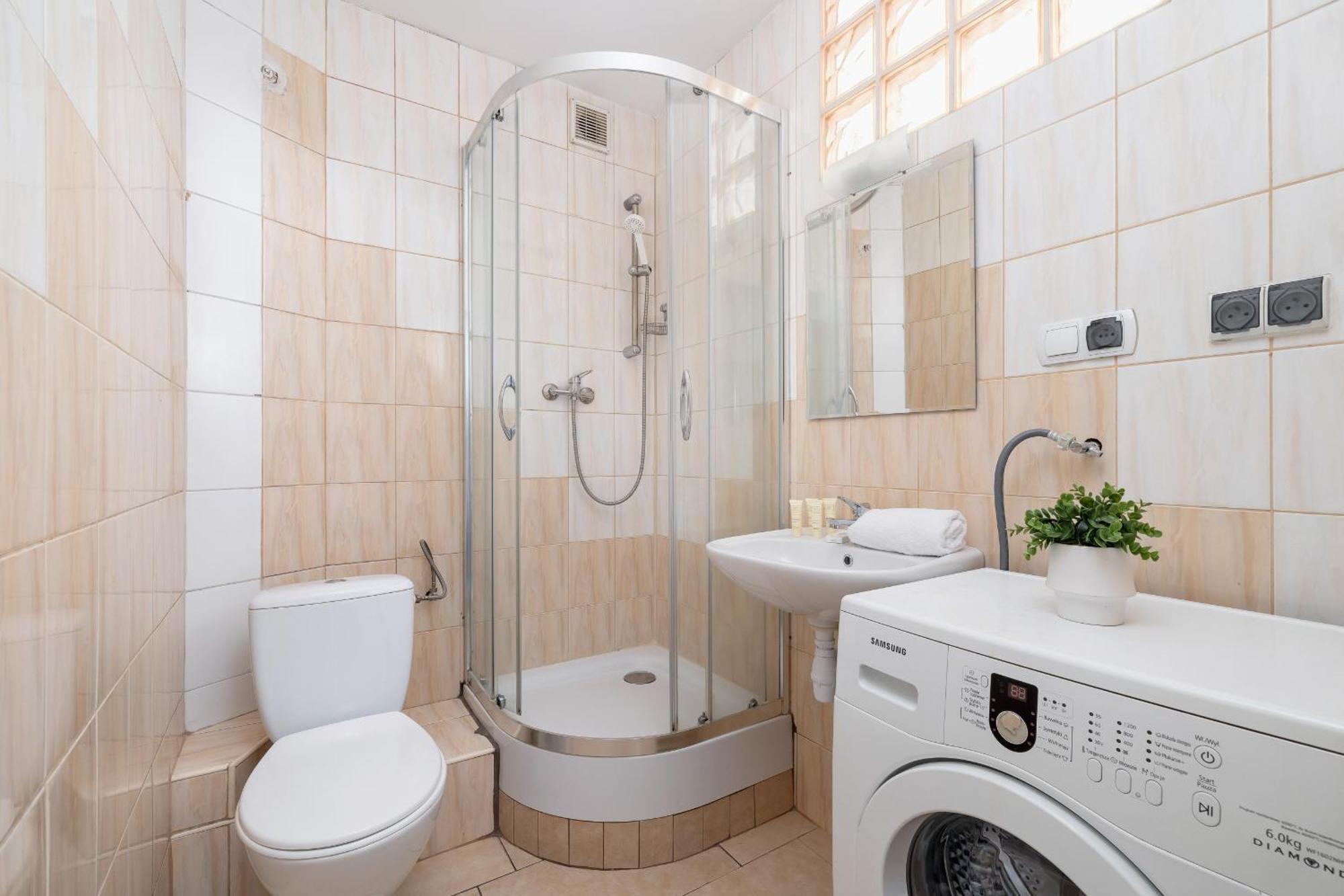 Rodzinny Z Dwiema Sypialniami Niedaleko Centrum Krakowa By Renters *