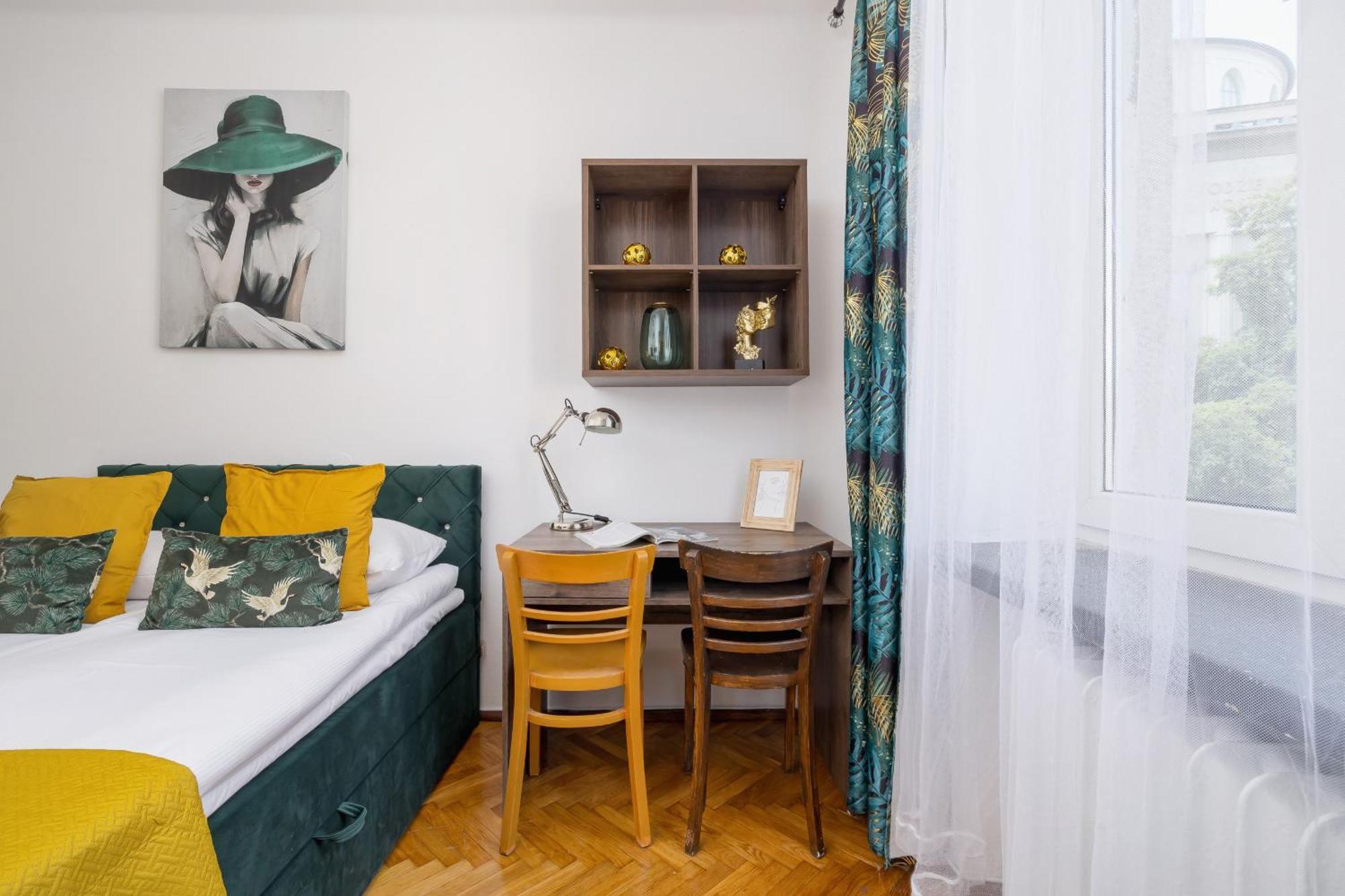 Rodzinny Z Dwiema Sypialniami Niedaleko Centrum Krakowa By Renters Appartement *