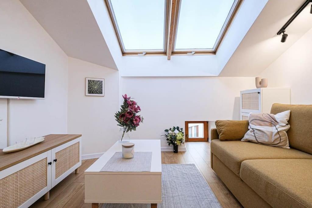 Apartment Cozy Loft Under The Wawel Sky