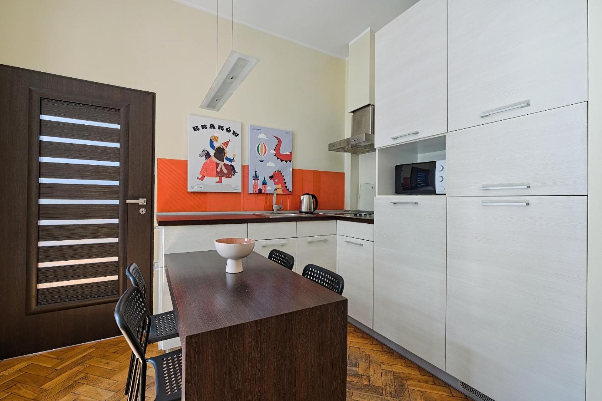 Urban Nest Dietla 69-8a