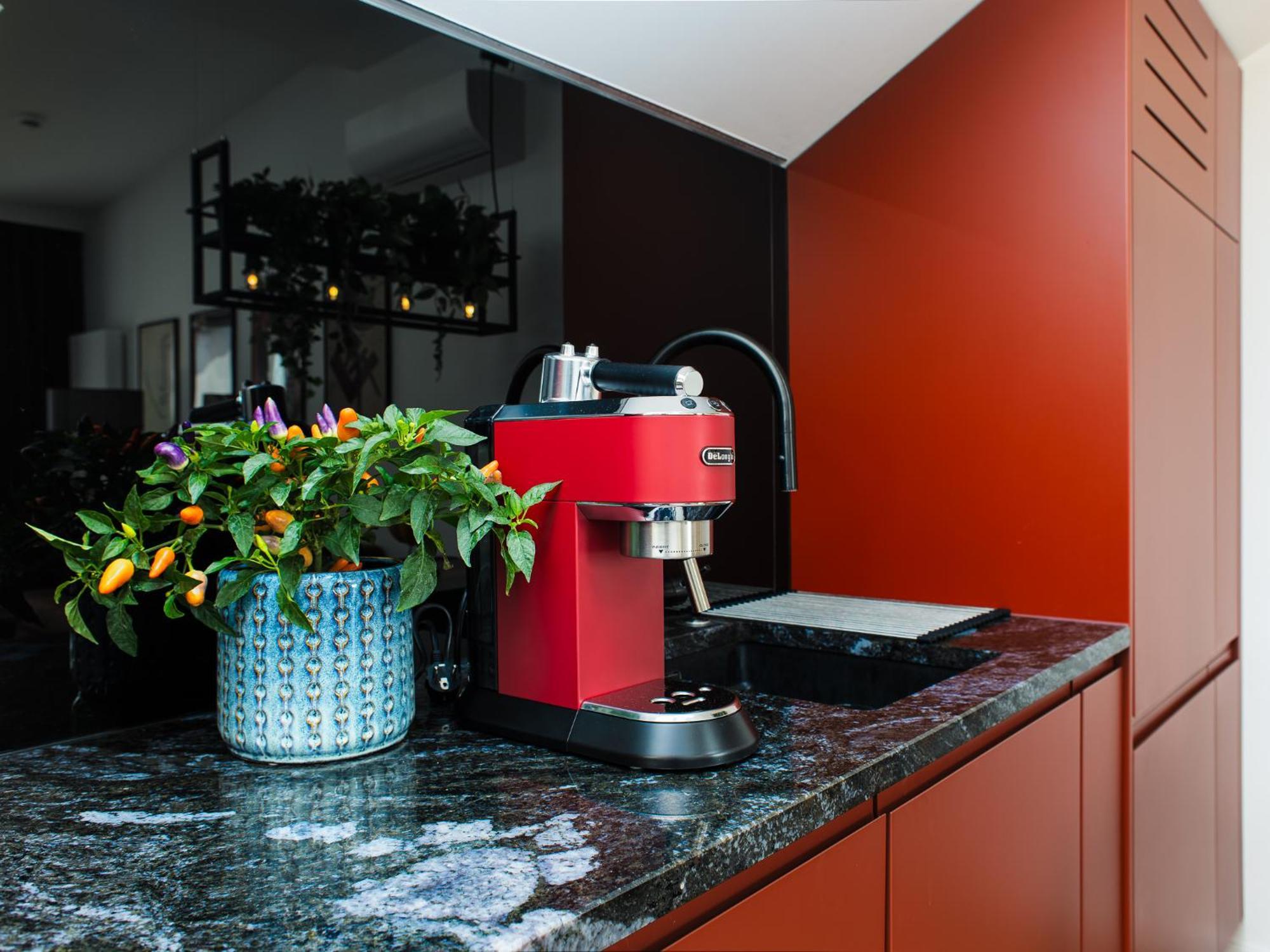 Horizon - Luxury Studio, Old Town Apartment *