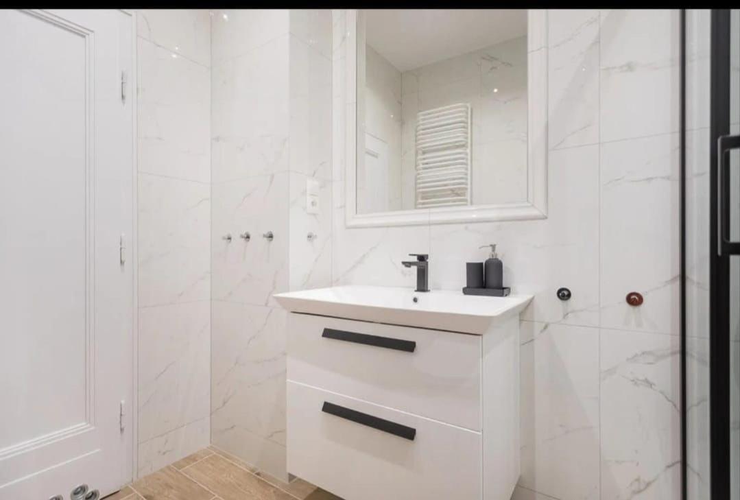 Apartment Malila Premium Cracow Rtm Zbigniewa Dunin Wasowicza#4 *