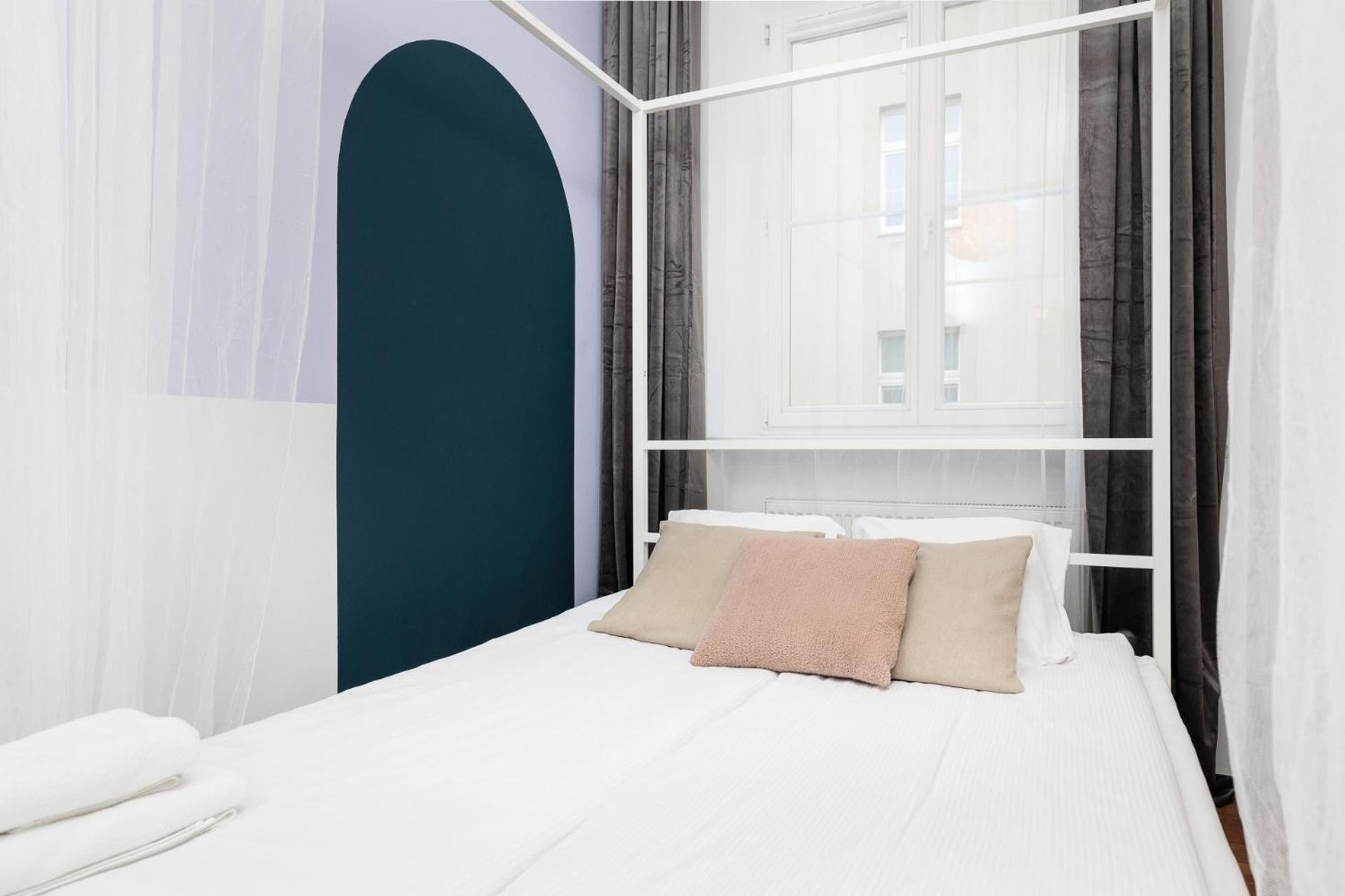 Retro Glamour With A Modern Edge - By Upstairs *