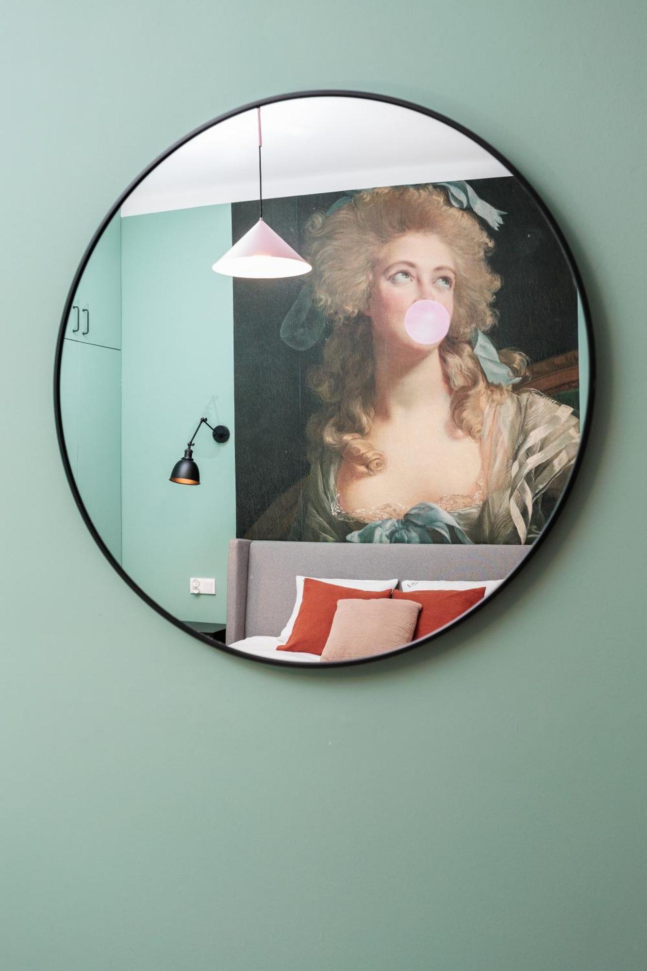 Retro Glamour With A Modern Edge - By Upstairs Apartment Krakow