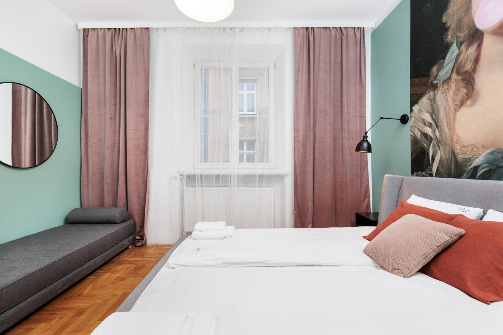 Apartment Retro Glamour With A Modern Edge - By Upstairs Krakow