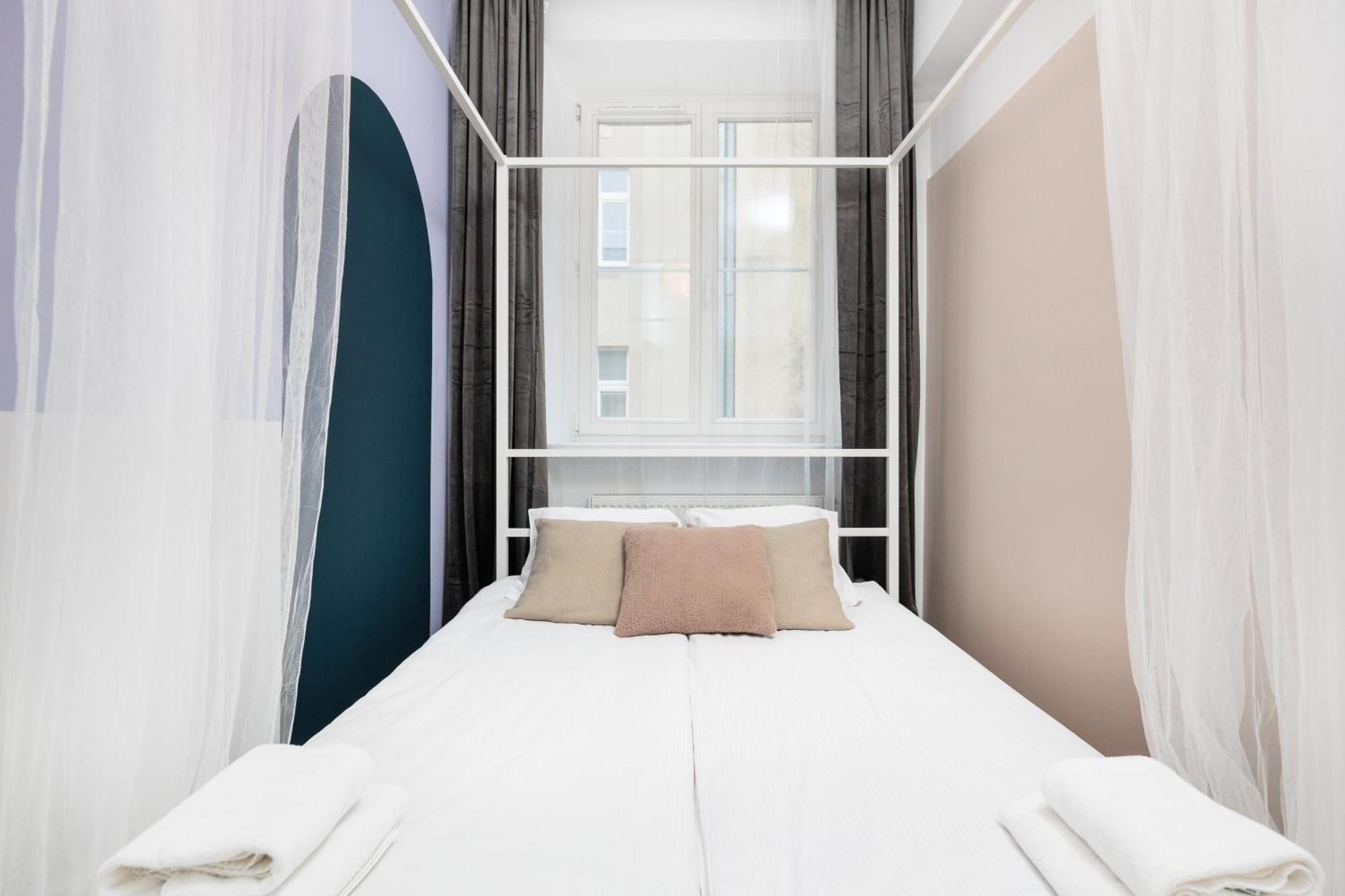 Retro Glamour With A Modern Edge - By Upstairs *