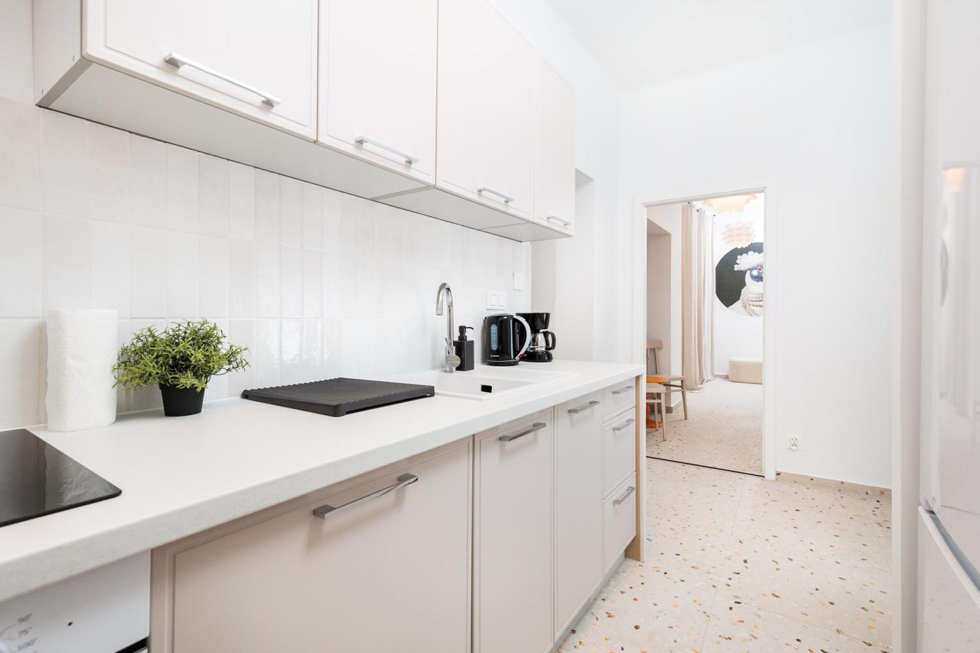 Retro Glamour With A Modern Edge - By Upstairs *