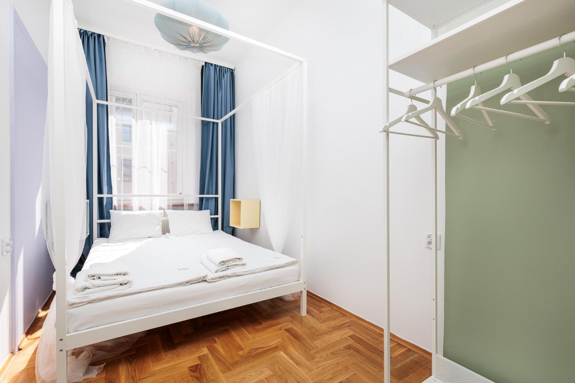 Retro Glamour With A Modern Edge - By Upstairs Apartment *