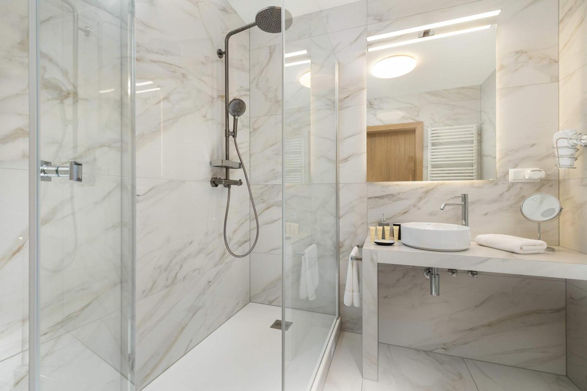 Cozy Laszkiewicza With Parking By Renters Krakau