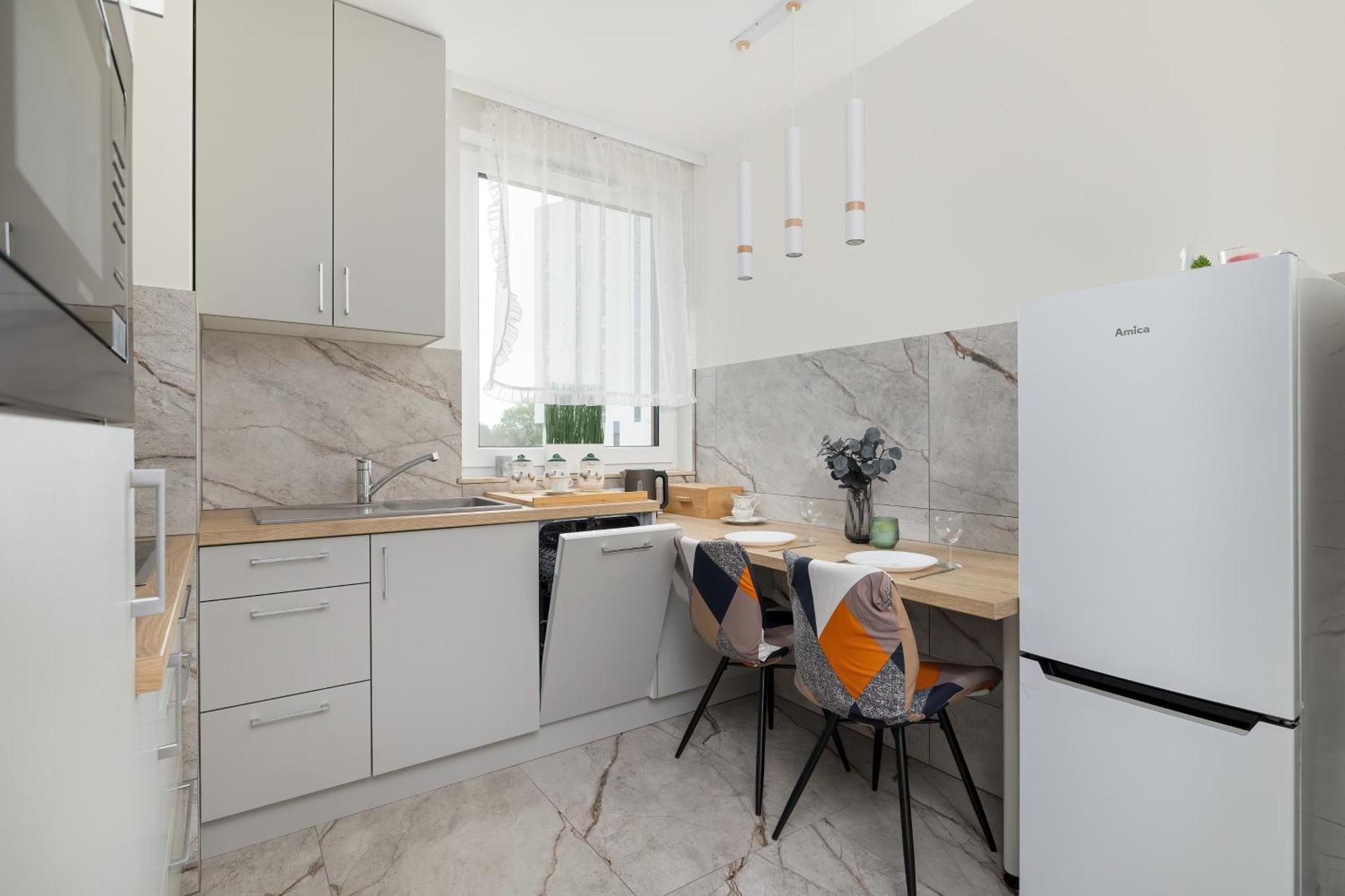 Apartment Cozy Laszkiewicza With Parking By Renters