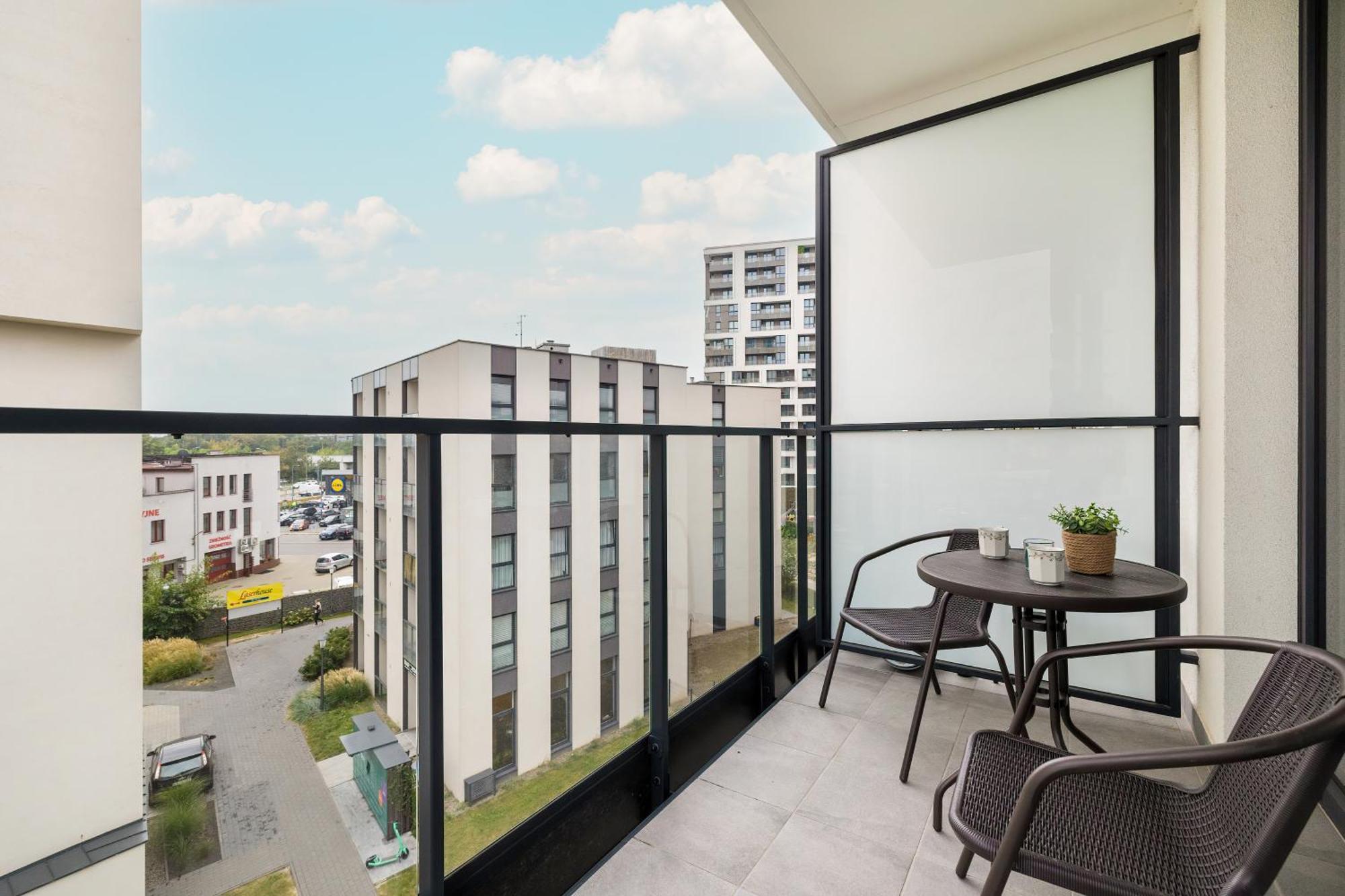 Apartment Cozy Laszkiewicza With Parking By Renters