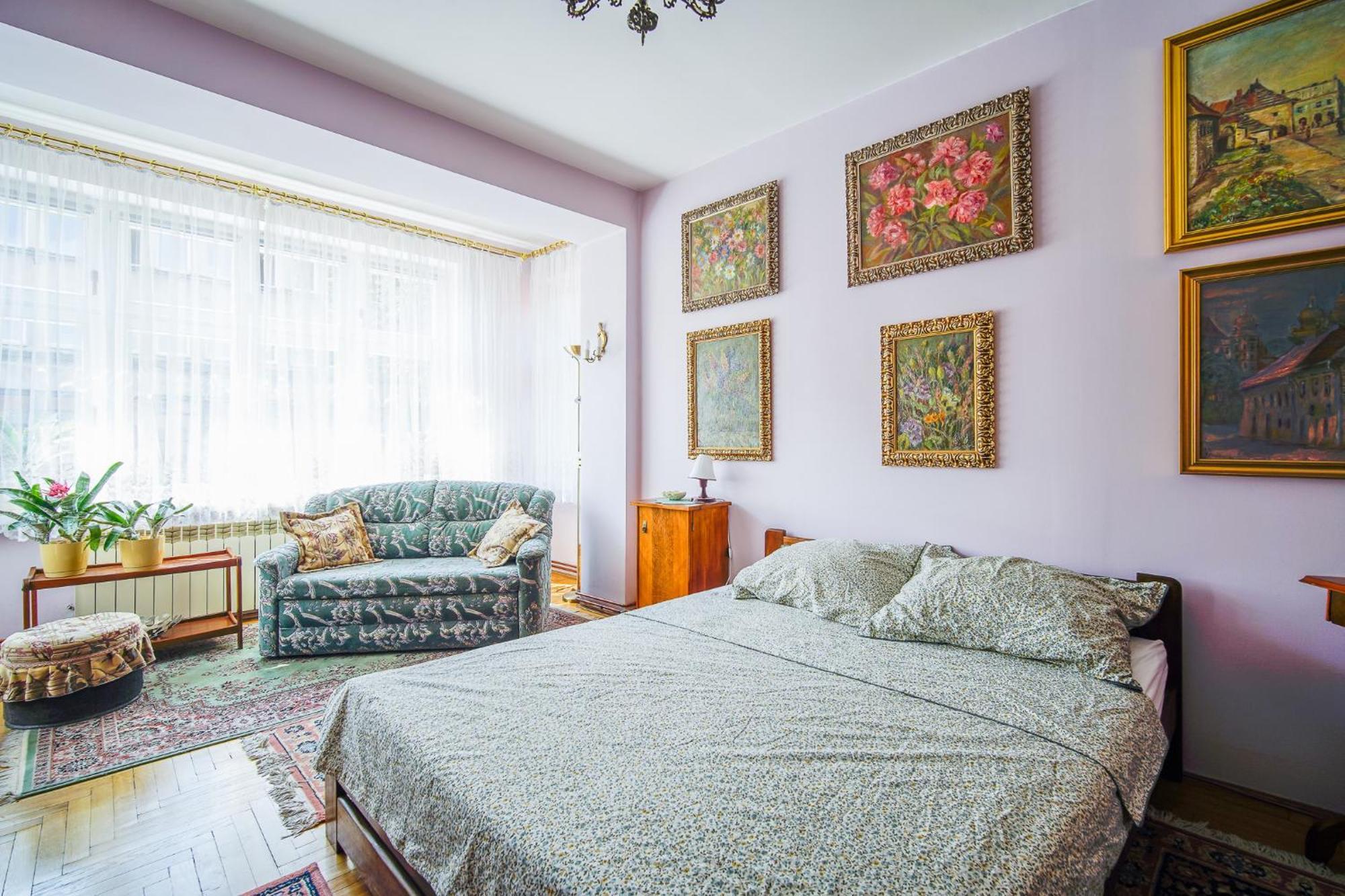 Painter's House *