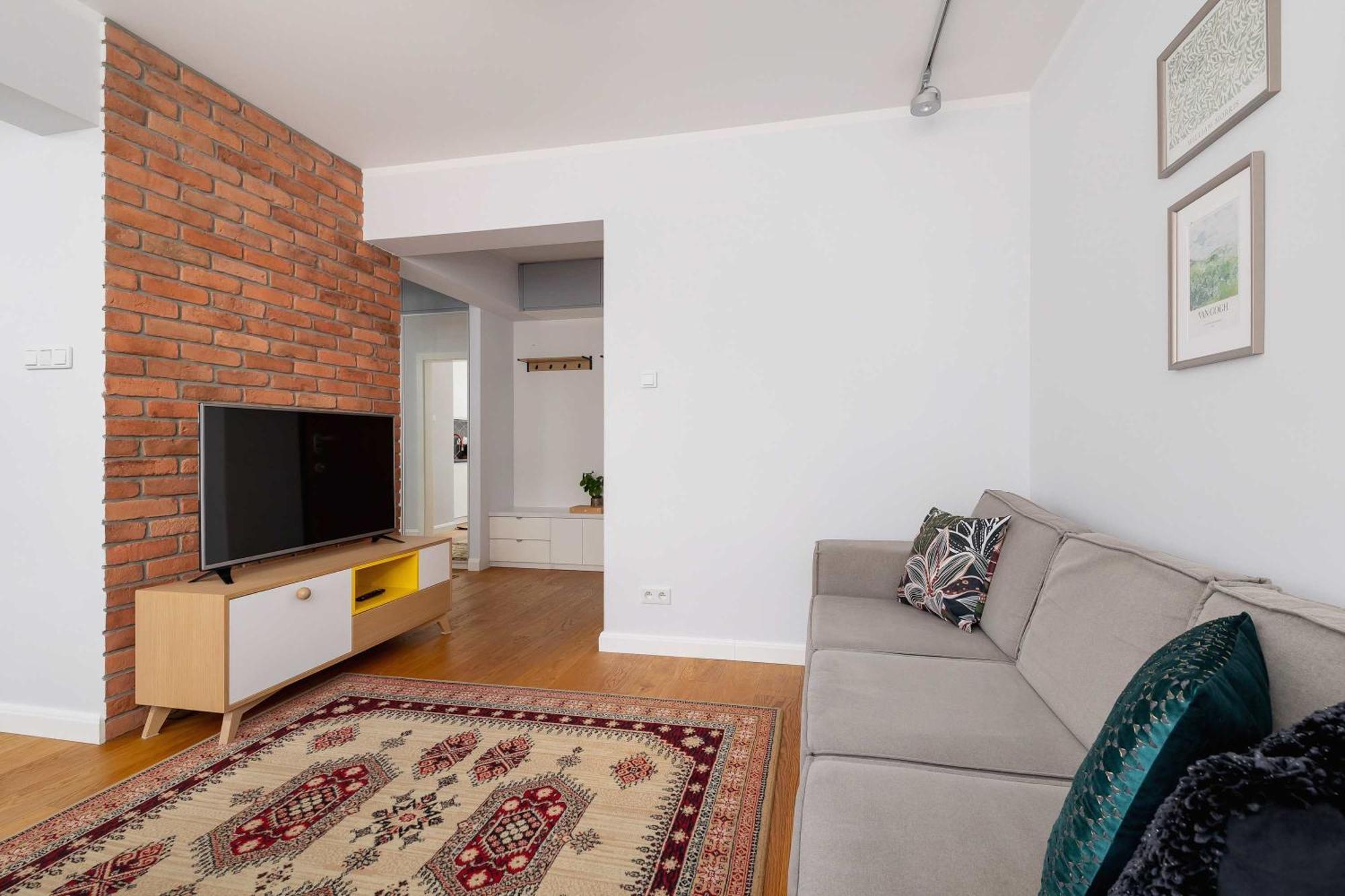 Appartement Przytulny I Przestronny W Krakowie Z Parkingiem Biurkiem I 2 Balkonami By Renters Krakau