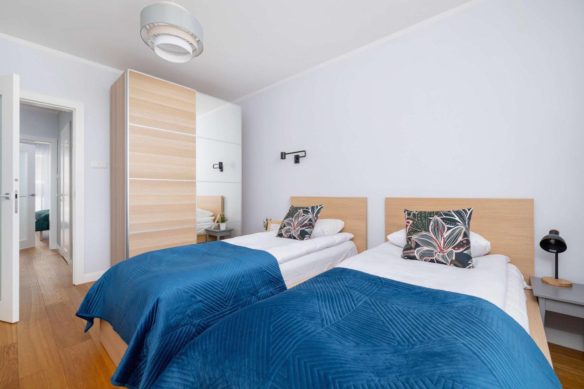 Przytulny I Przestronny W Krakowie Z Parkingiem Biurkiem I 2 Balkonami By Renters Appartement *