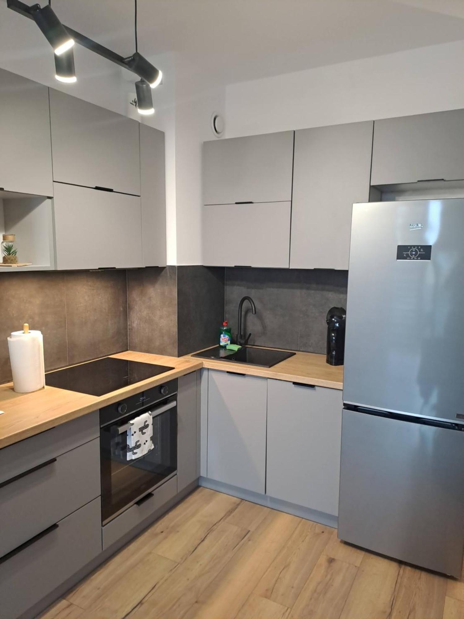 Apartamento Bazylek, Miejsce Parkingowe W Garazu Podziemnym Cracóvia