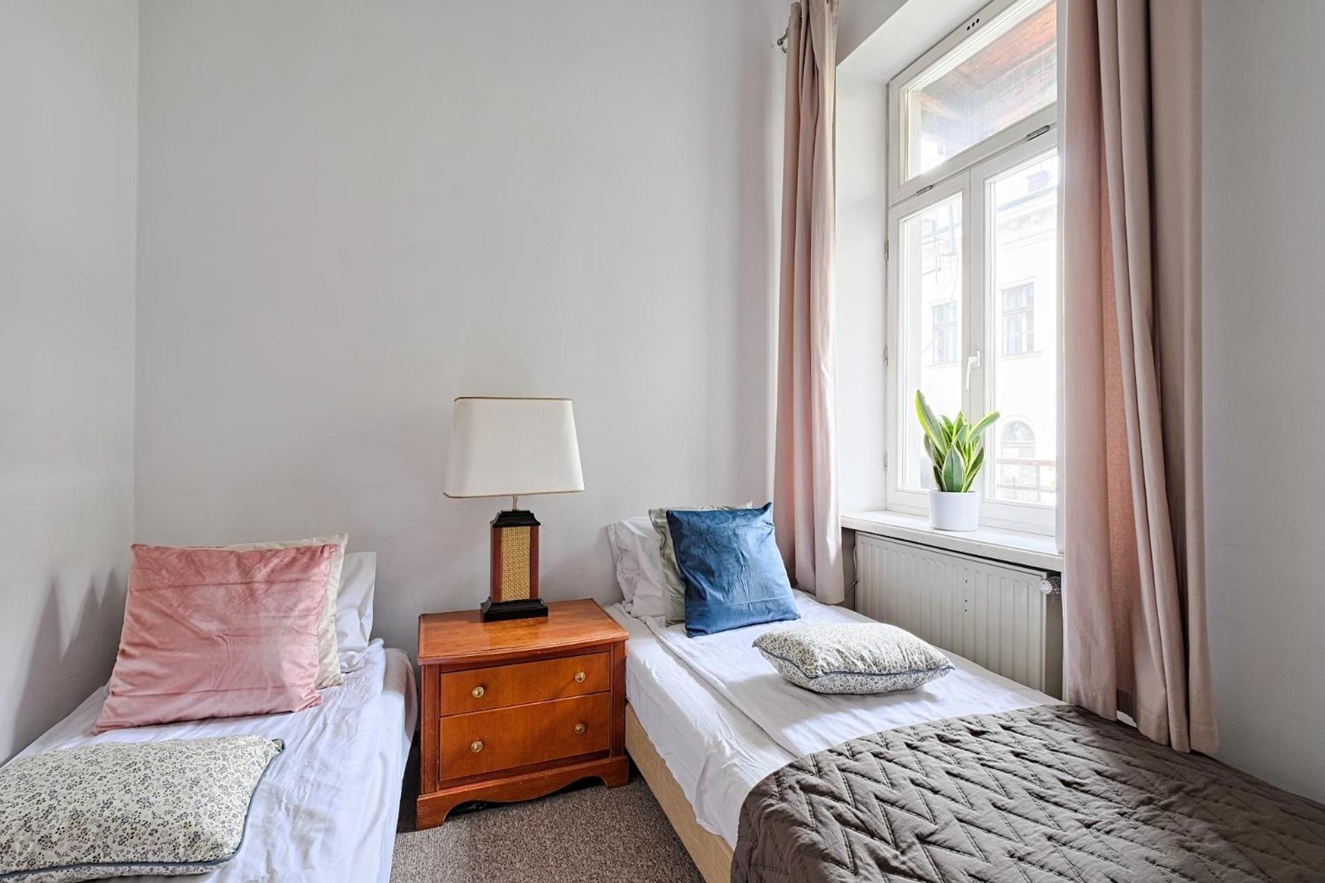 Urban Nest Swietego Marka27 Apartament *