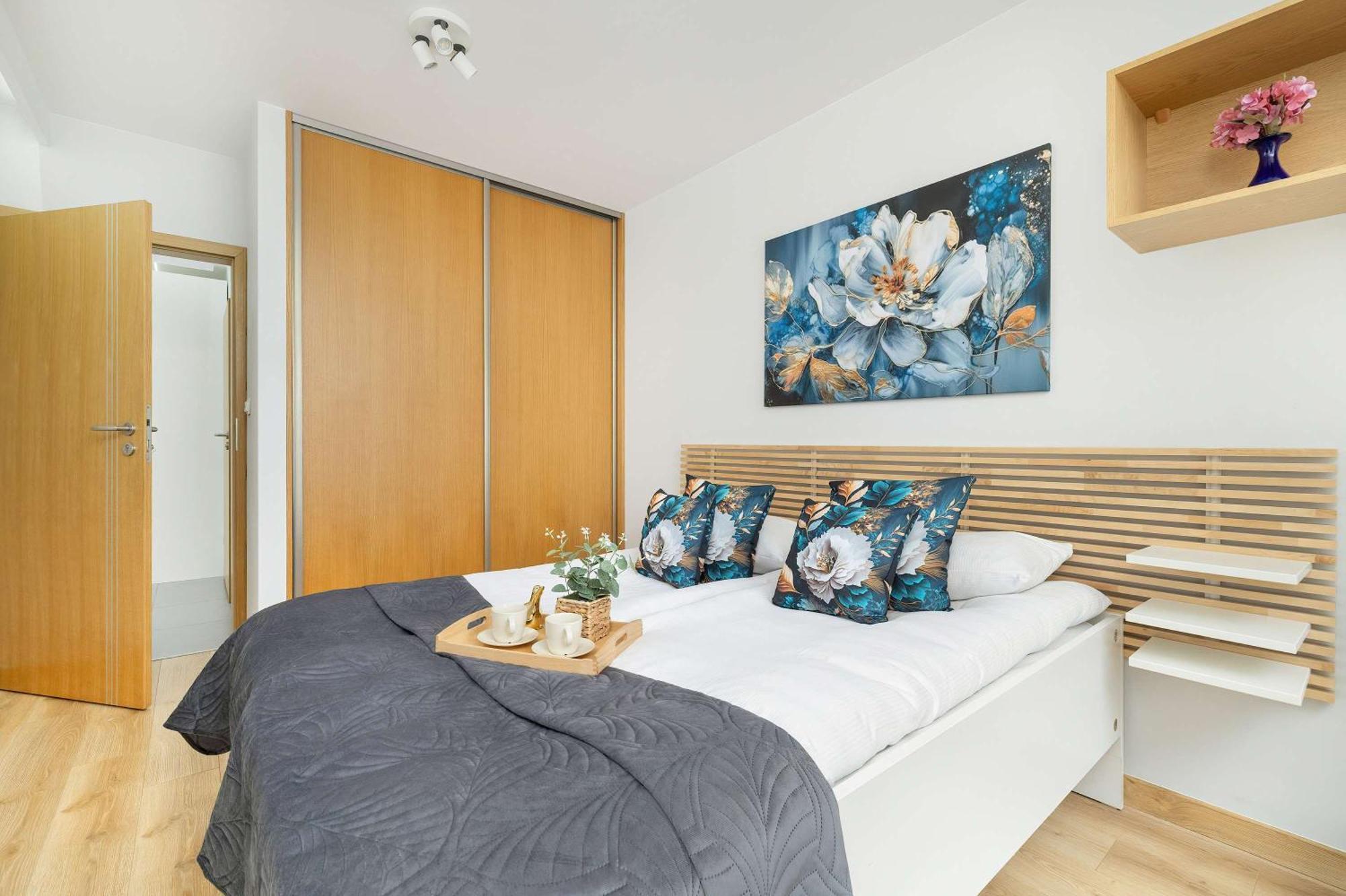 Apartment Grzegorzecka Family With Balcony & Parking Cracow By Renters Krakow