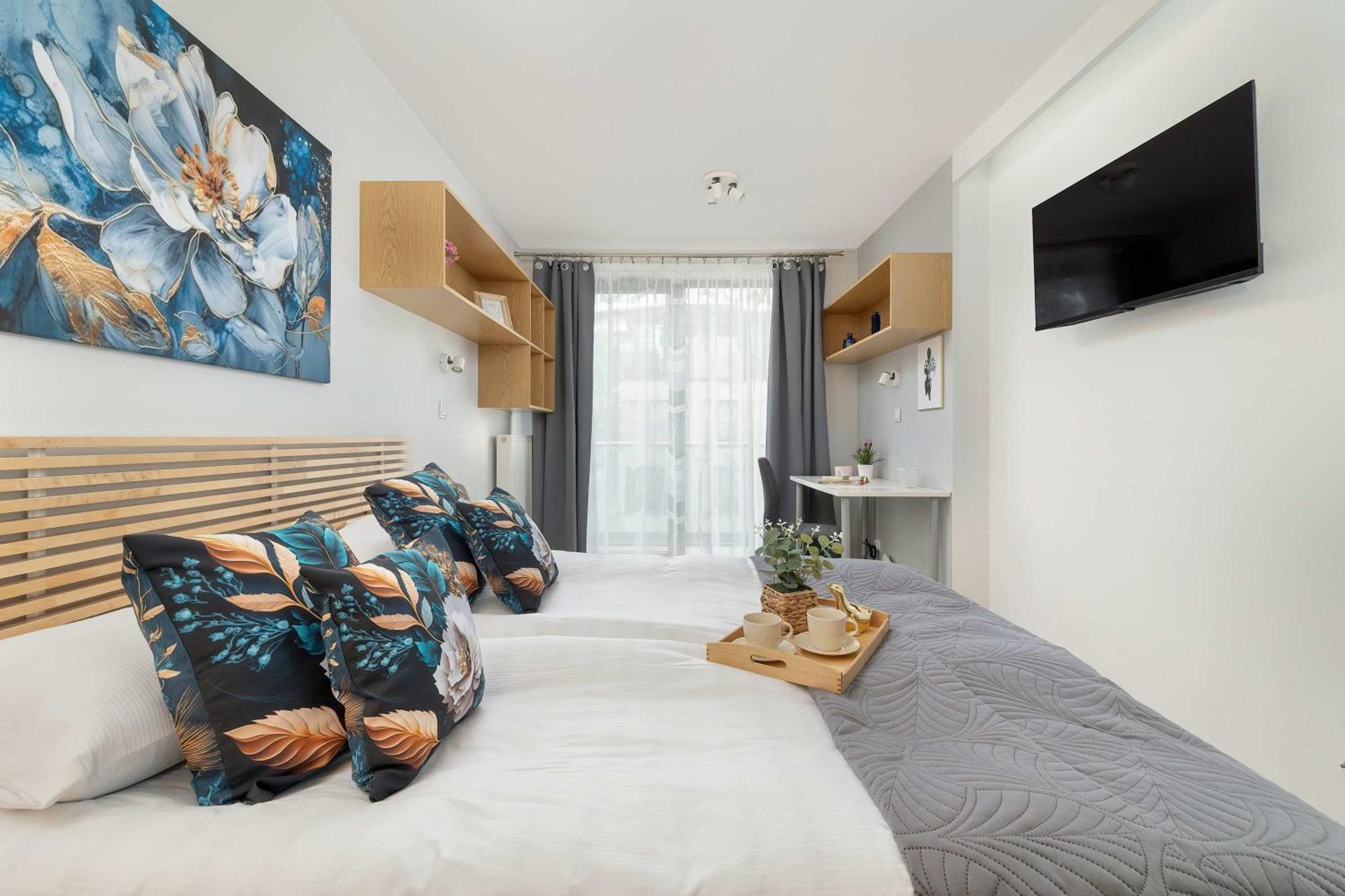 Grzegorzecka Family With Balcony & Parking Cracow By Renters Krakow