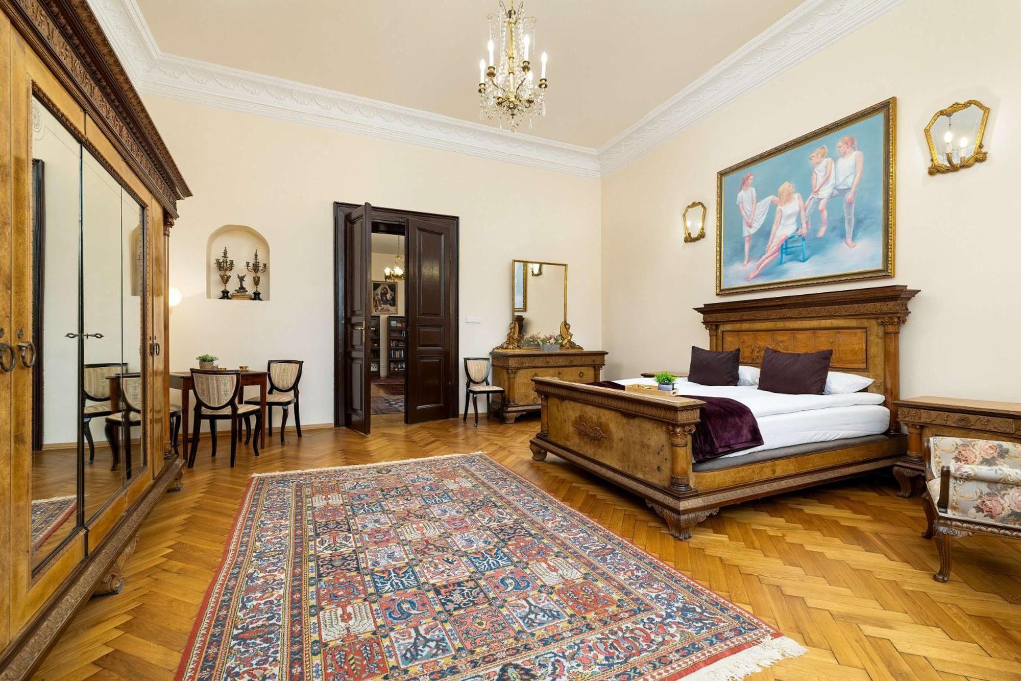 Apartment Efektowny I Przestronny W Centrum Krakowa Blisko Rynku I Parku By Renters