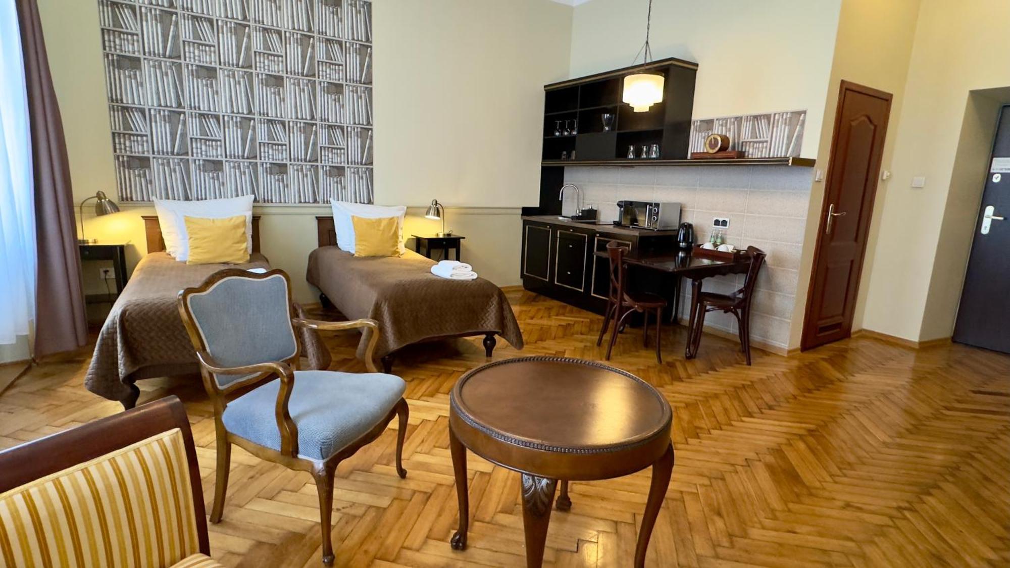 Scharffenberg Main Square Apartment