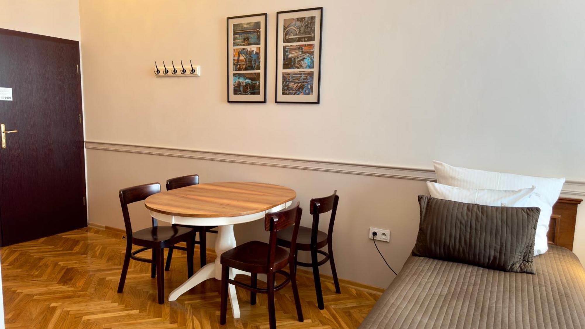 Scharffenberg Main Square Apartment Krakow