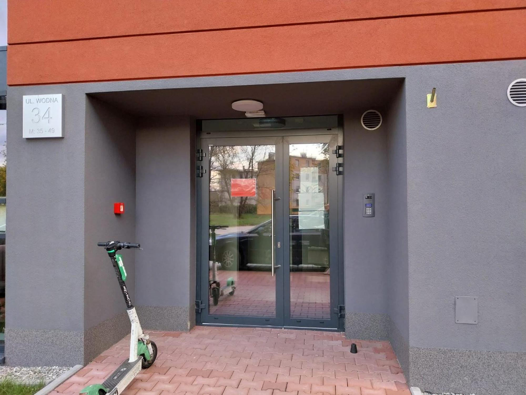 Bazylek, Miejsce Parkingowe W Garazu Podziemnym Apartamento *