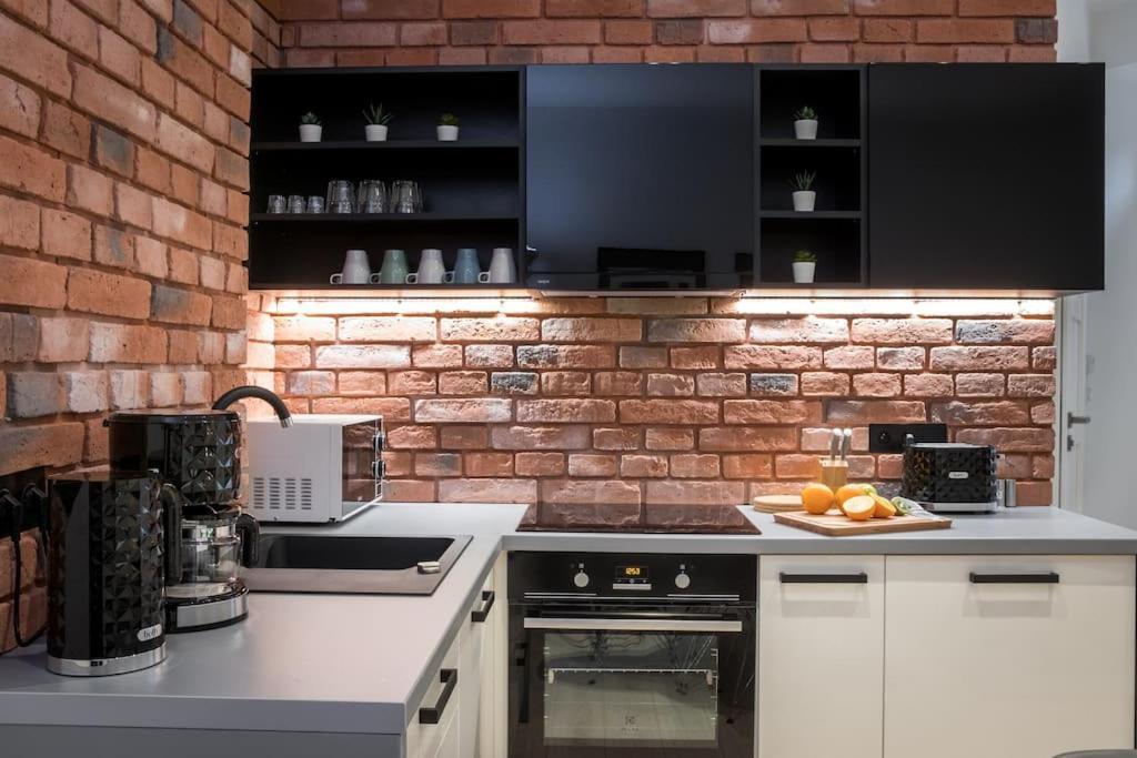 With Air Conditioning In The Heart Of Cracow Heart Apartment