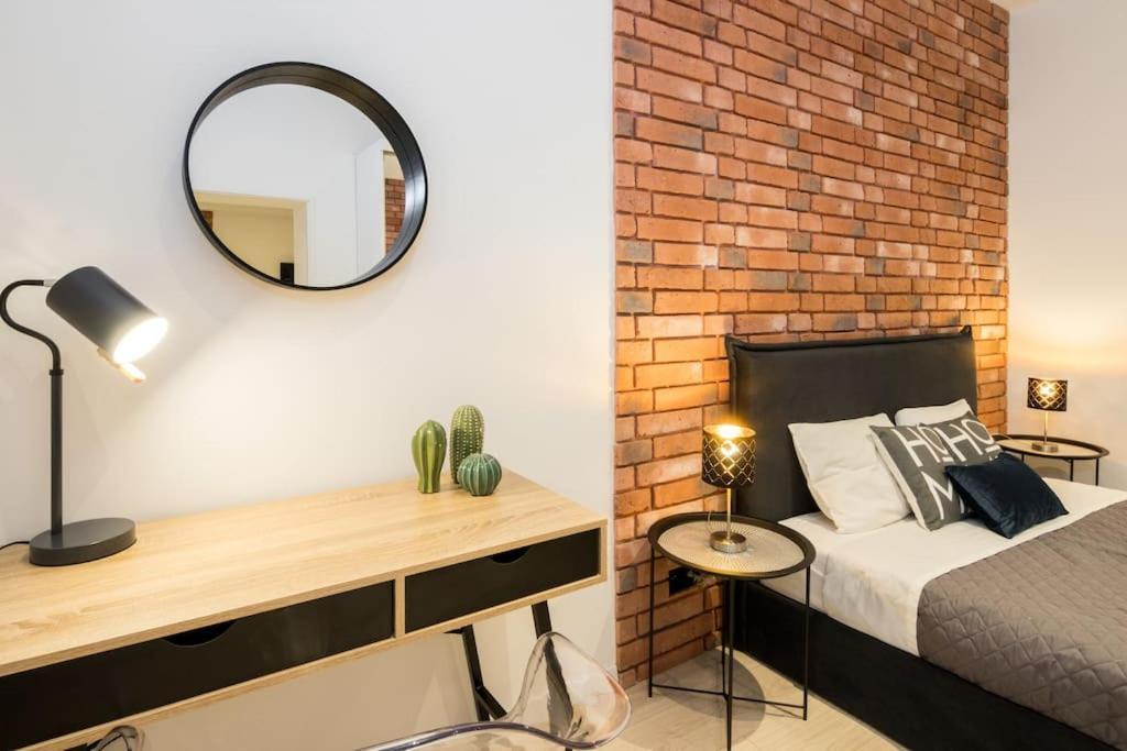 With Air Conditioning In The Heart Of Cracow Heart Krakow