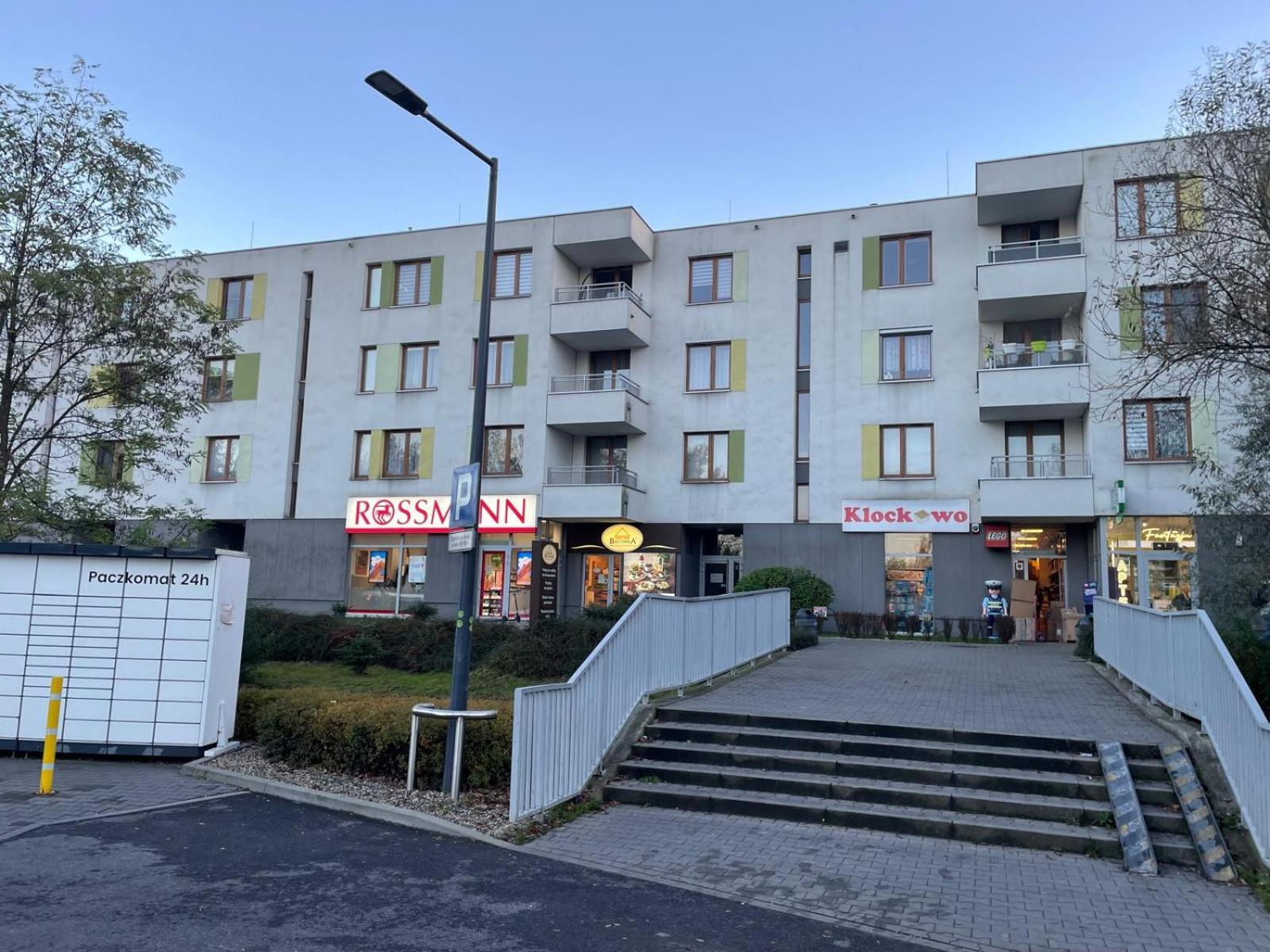 Comfortable With 2 Bedrooms And 2 Balconies On Borkowska Street Apartment *