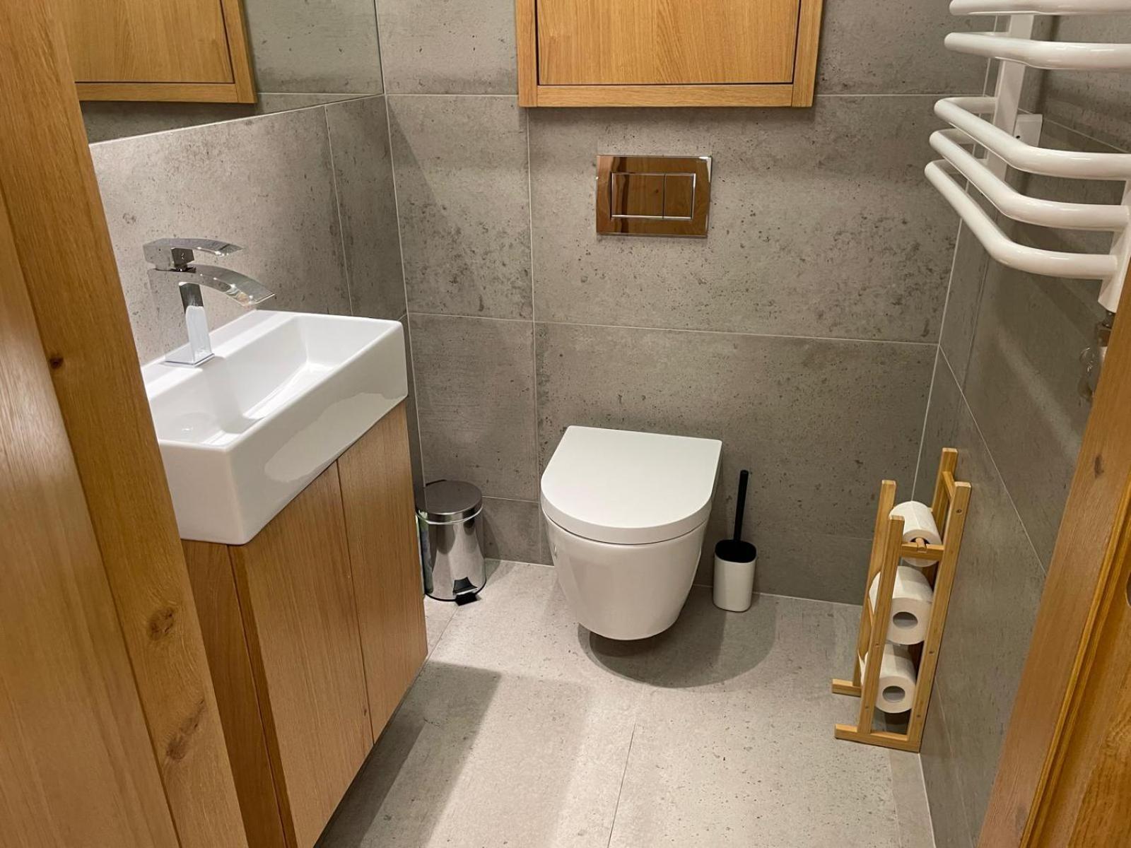 Comfortable With 2 Bedrooms And 2 Balconies On Borkowska Street Apartment Krakow