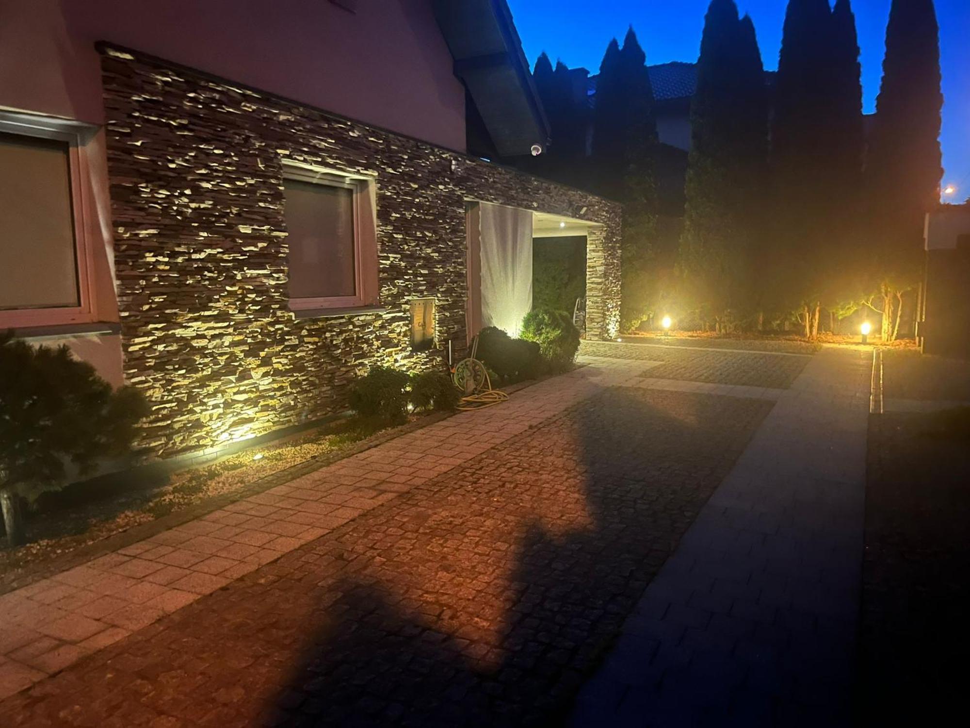 Dom Z Ogrodem W Krakowie Villa Krakau