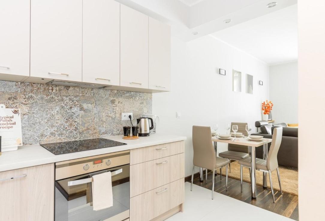 Rentplanet - Angel Plaza Apartament Kraków
