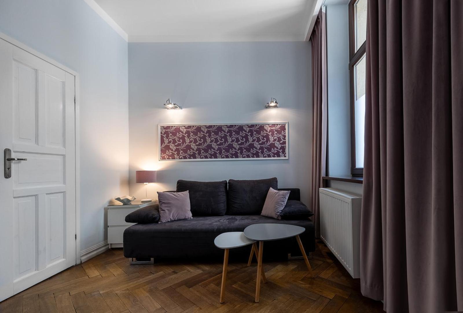 Antique Old Town Apartamento *