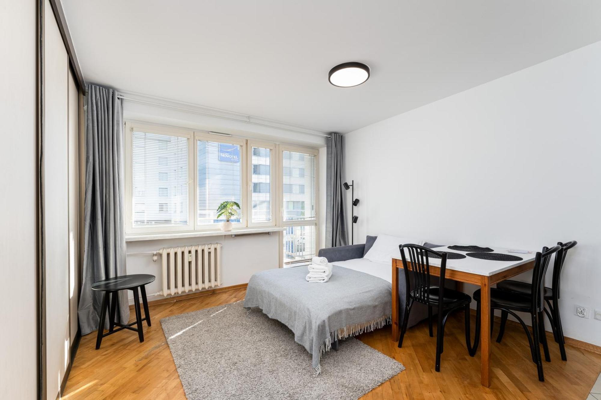 Apartment Riverside Charm *