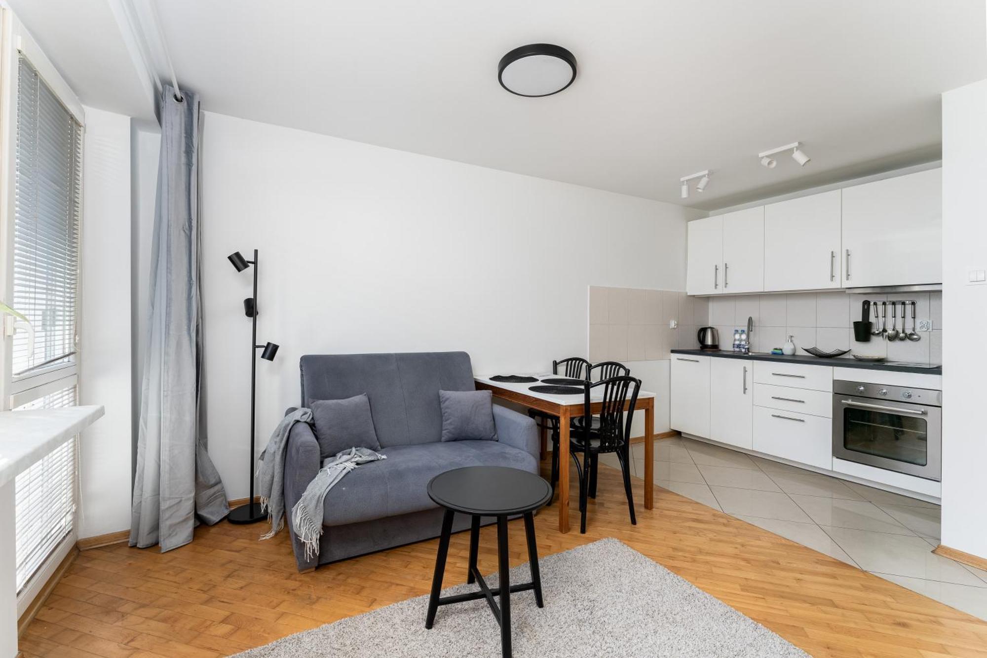 Apartment Riverside Charm