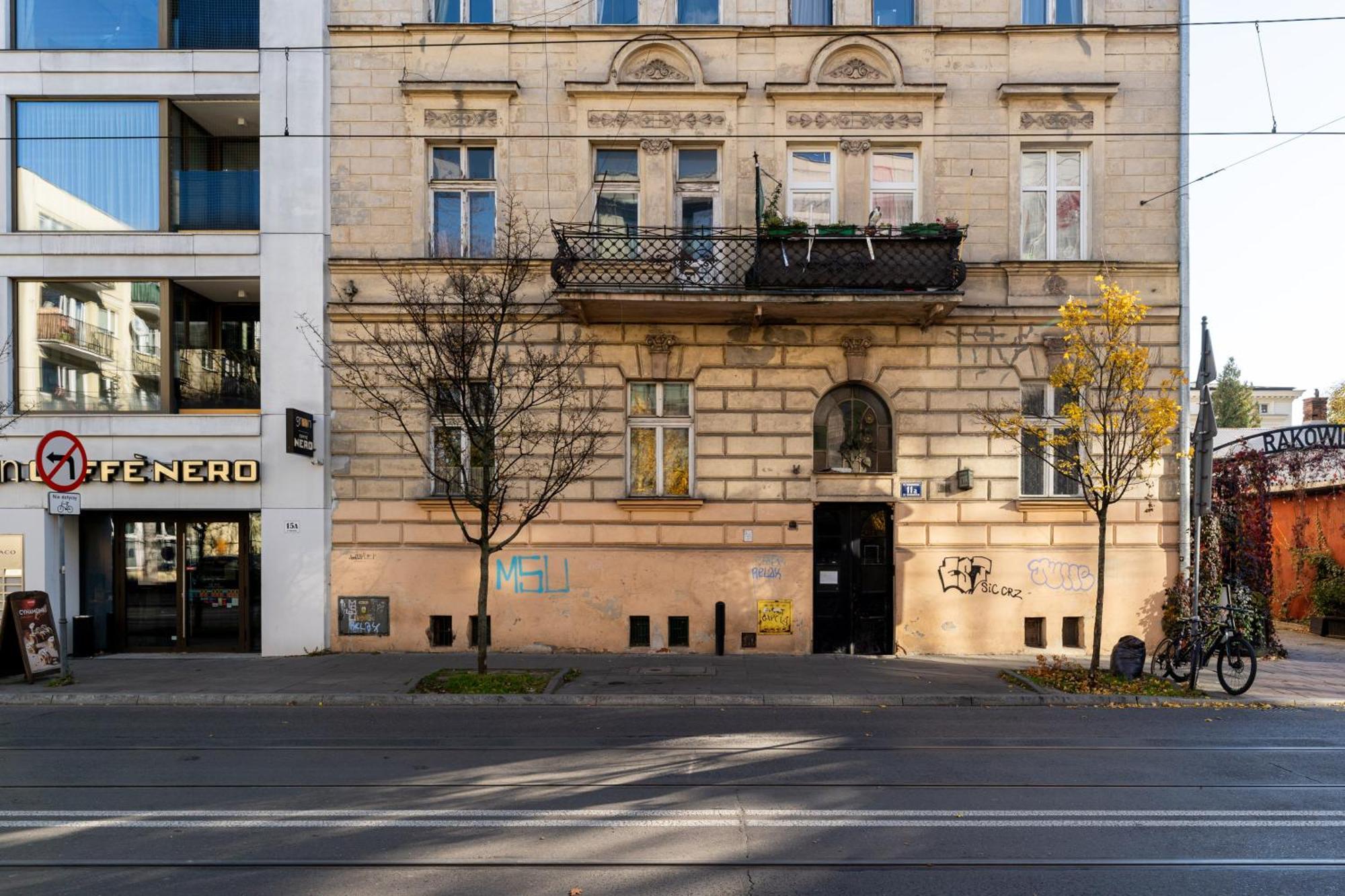 Main Square Homely Apartment