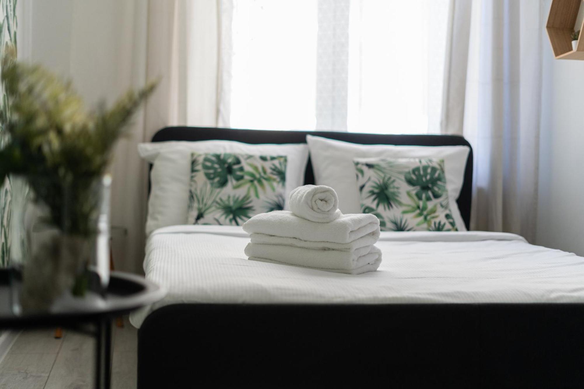 Main Square Homely Apartment *