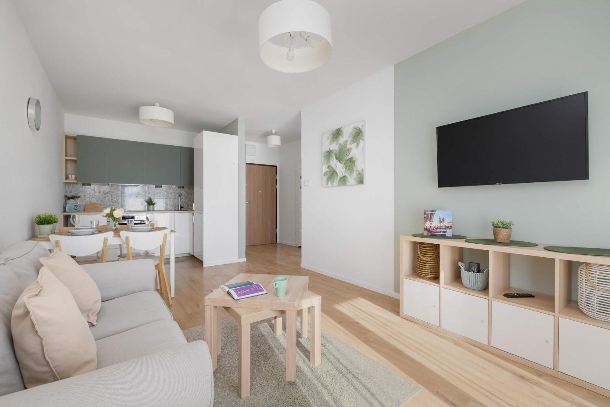 Modern With Parking Near Tauron Arena By Renters Apartment