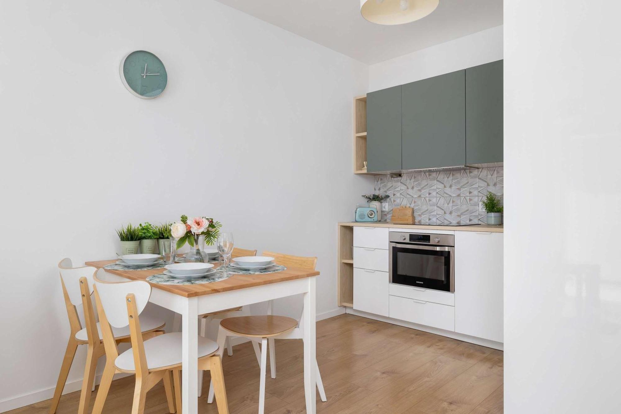 Modern With Parking Near Tauron Arena By Renters Krakow