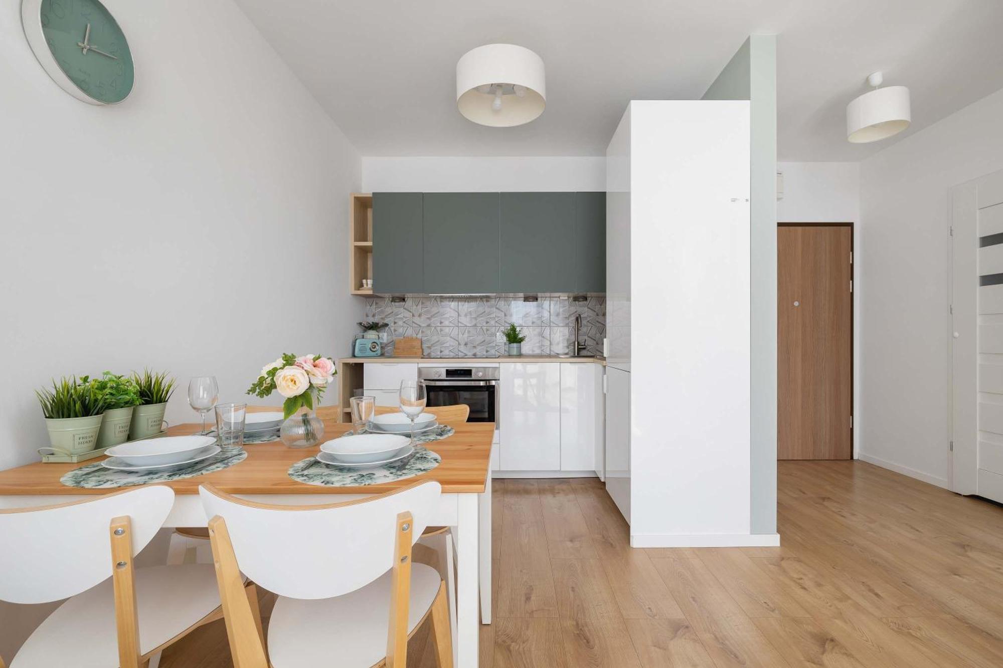 Modern With Parking Near Tauron Arena By Renters