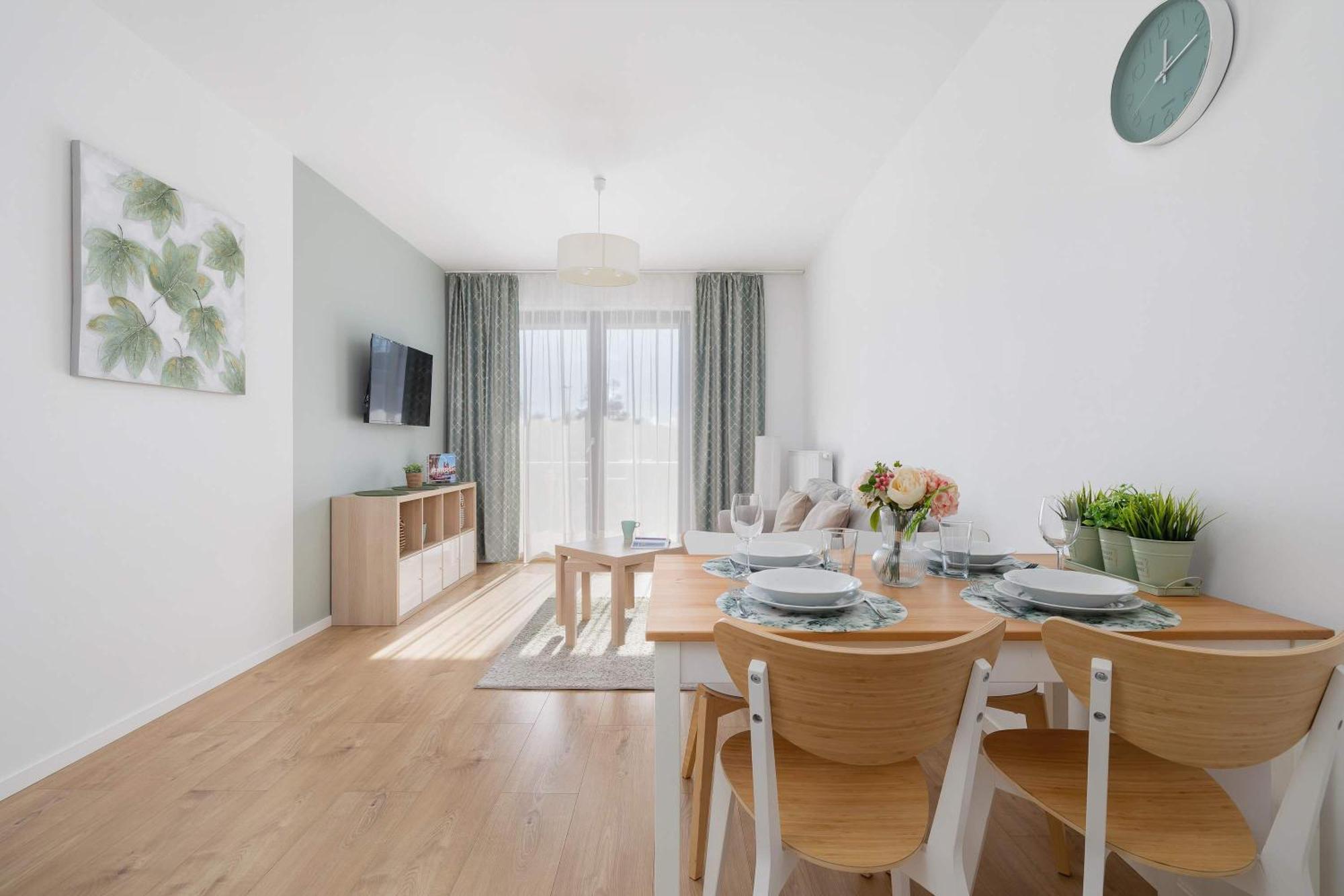 Apartment Modern With Parking Near Tauron Arena By Renters Krakow