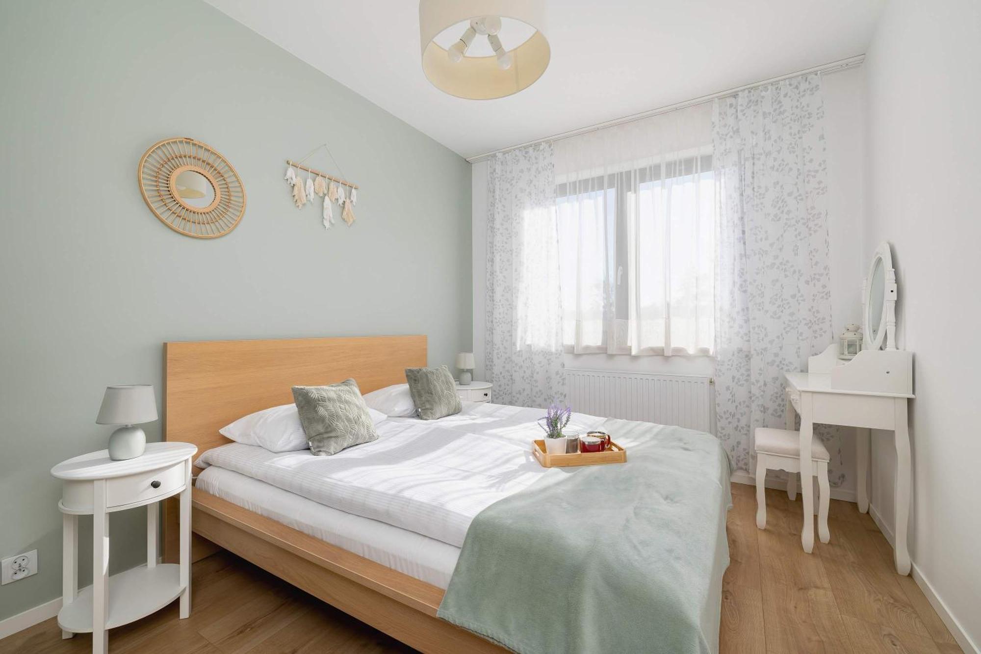 Modern With Parking Near Tauron Arena By Renters Apartment *