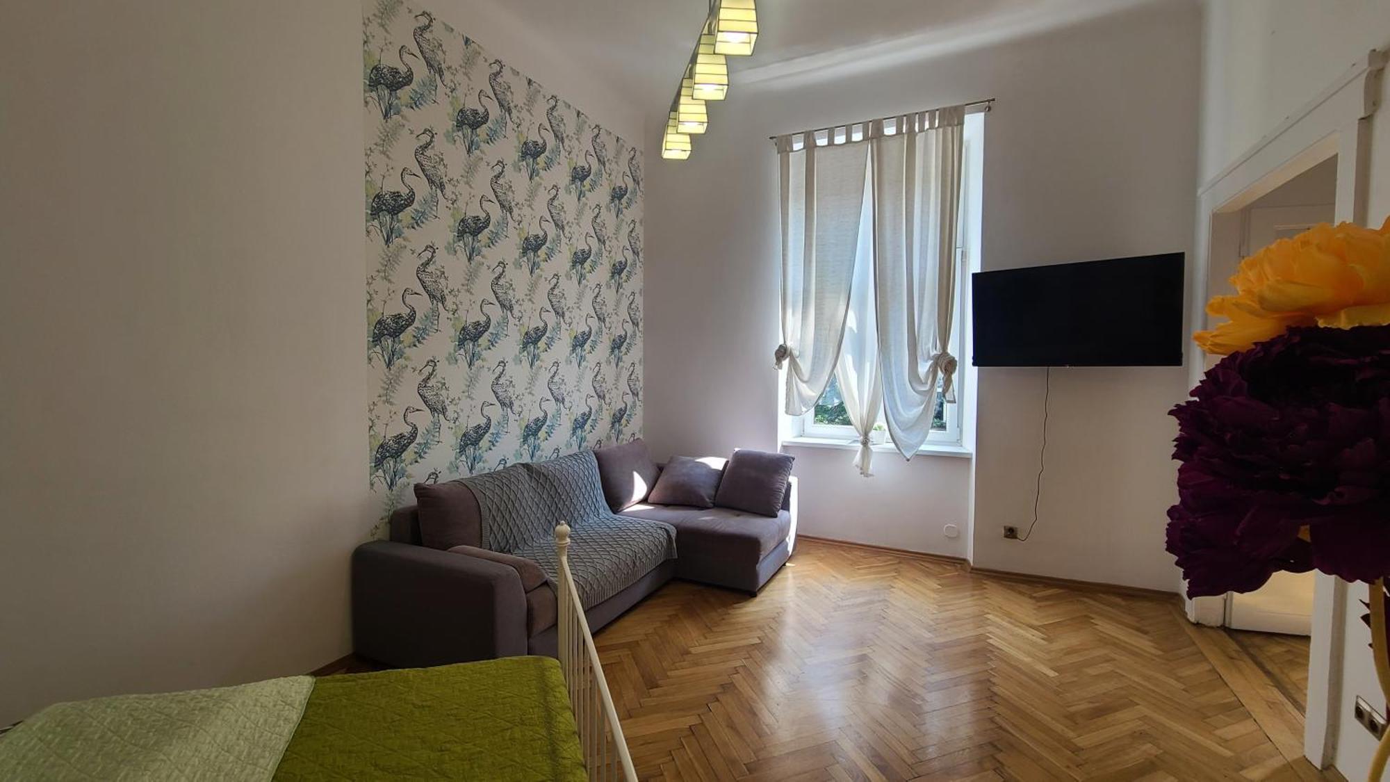 Hostel Lorf Hostel&apartments *