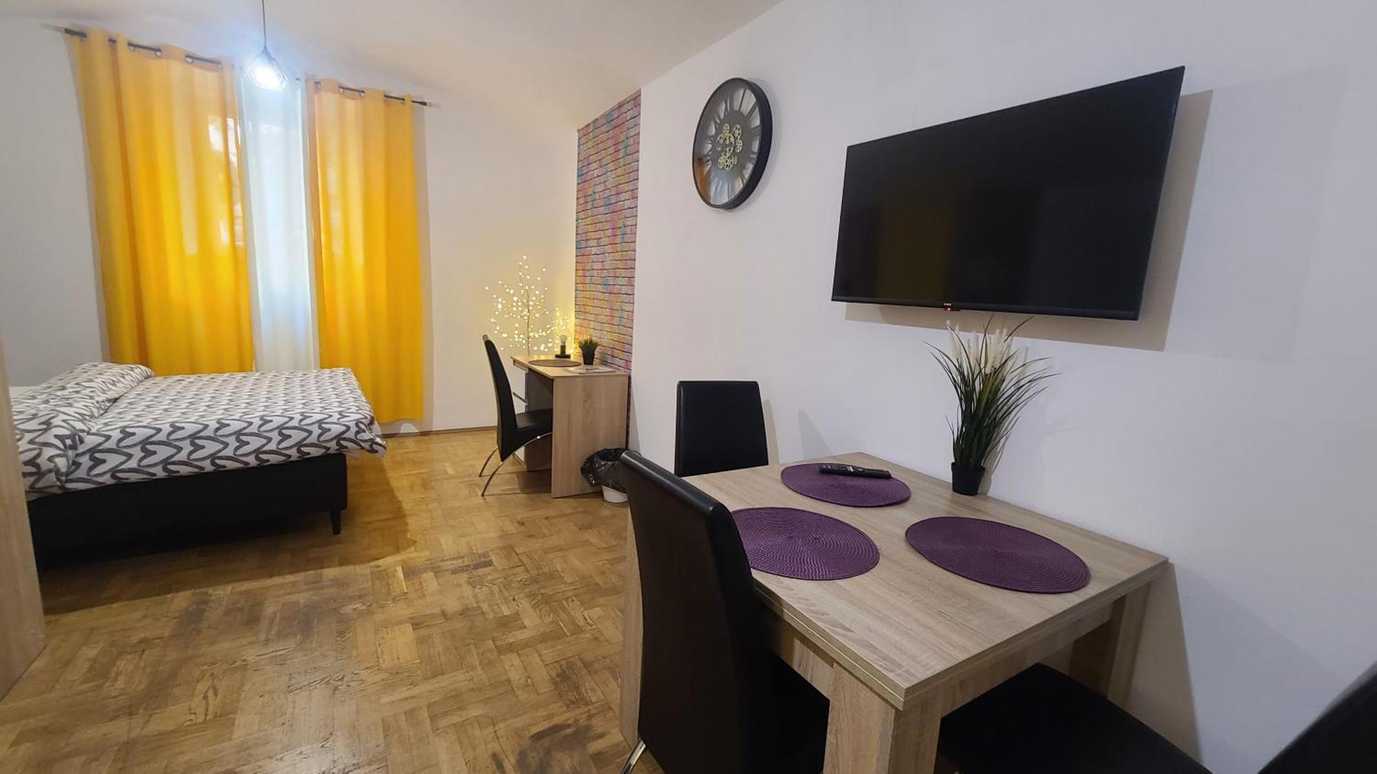 Lorf Hostel&apartments Hostel
