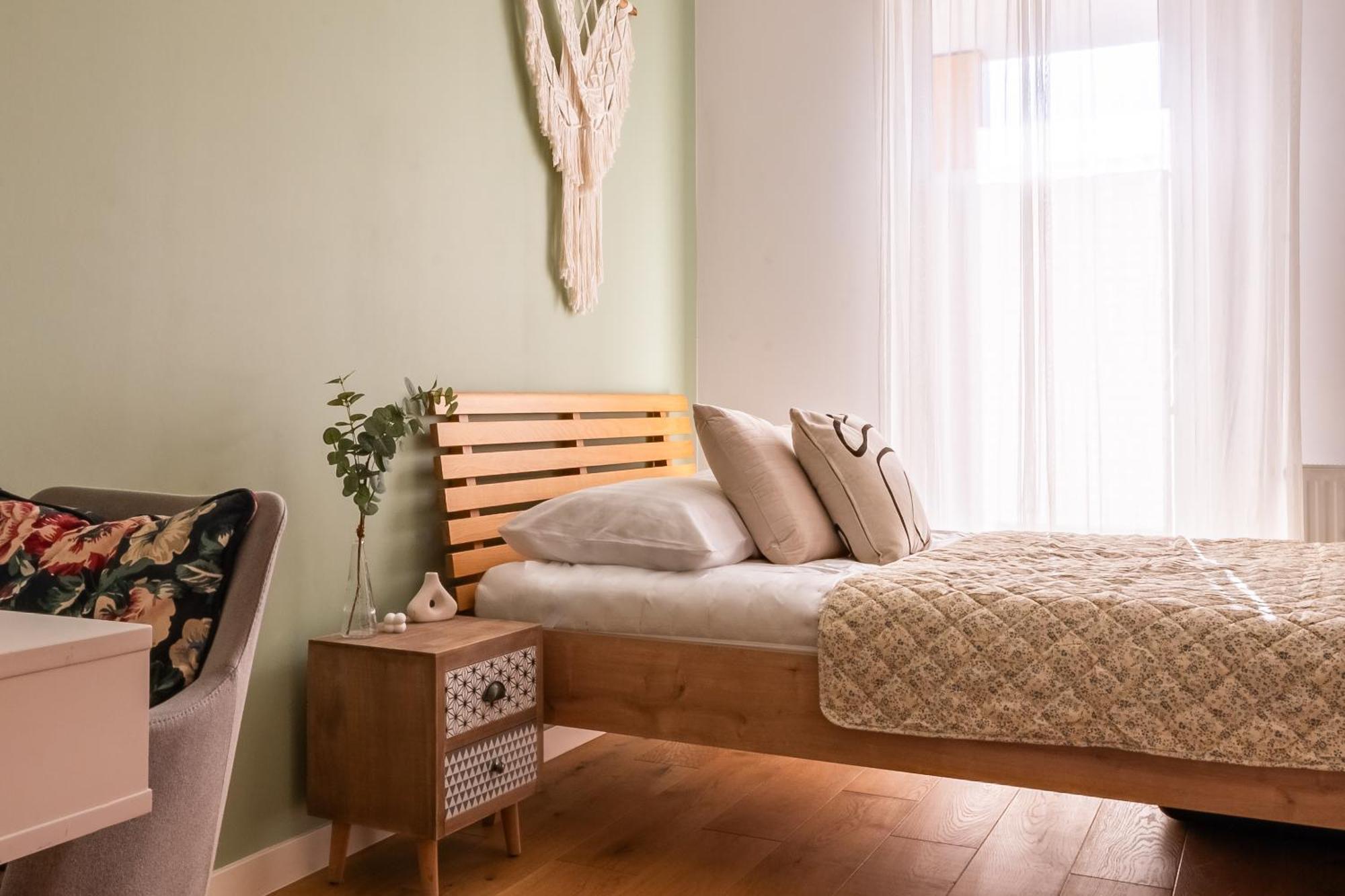 Oasis - Free Parking, Big Balcony, Private Park Appartement